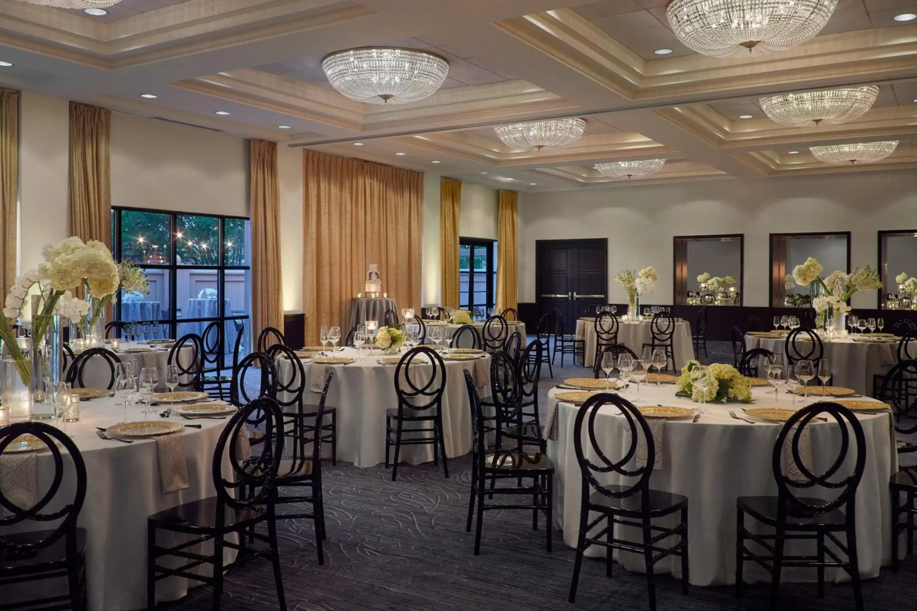 Banquet/Function facilities, Restaurant/Places to Eat in Charlotte Marriott SouthPark