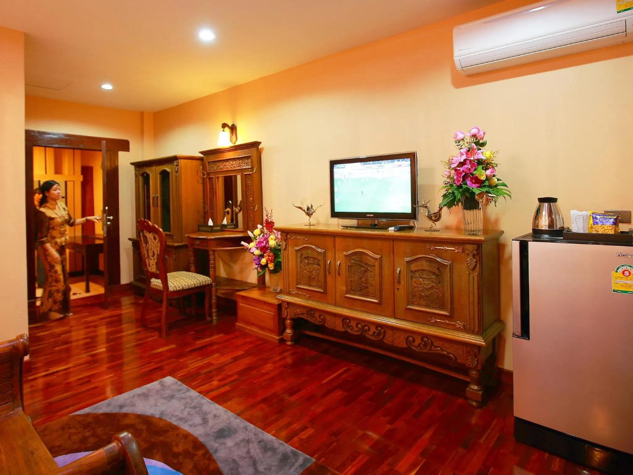 TV and multimedia in At Chiang Mai Hotel