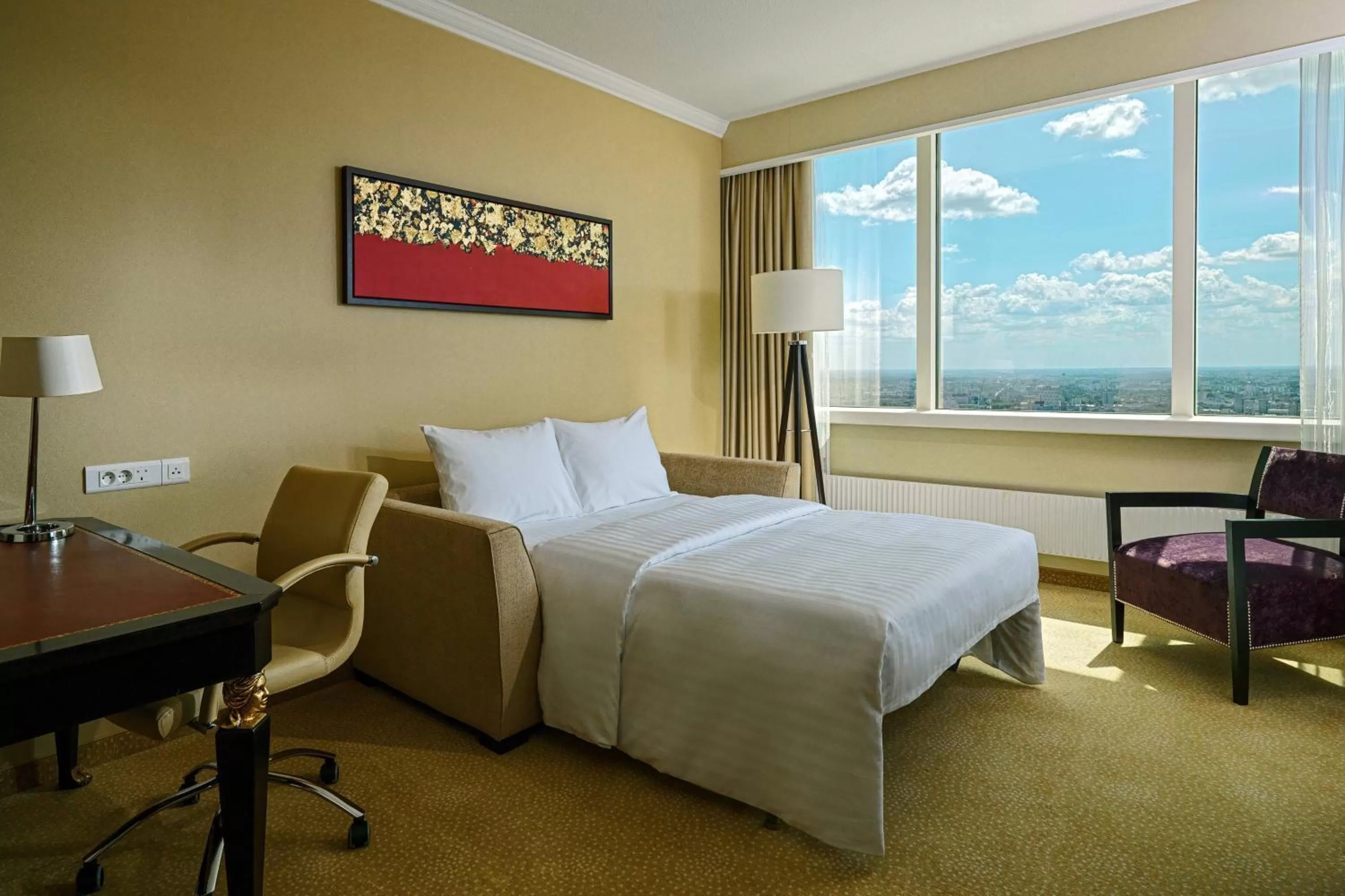 Photo of the whole room in Warsaw Marriott Hotel