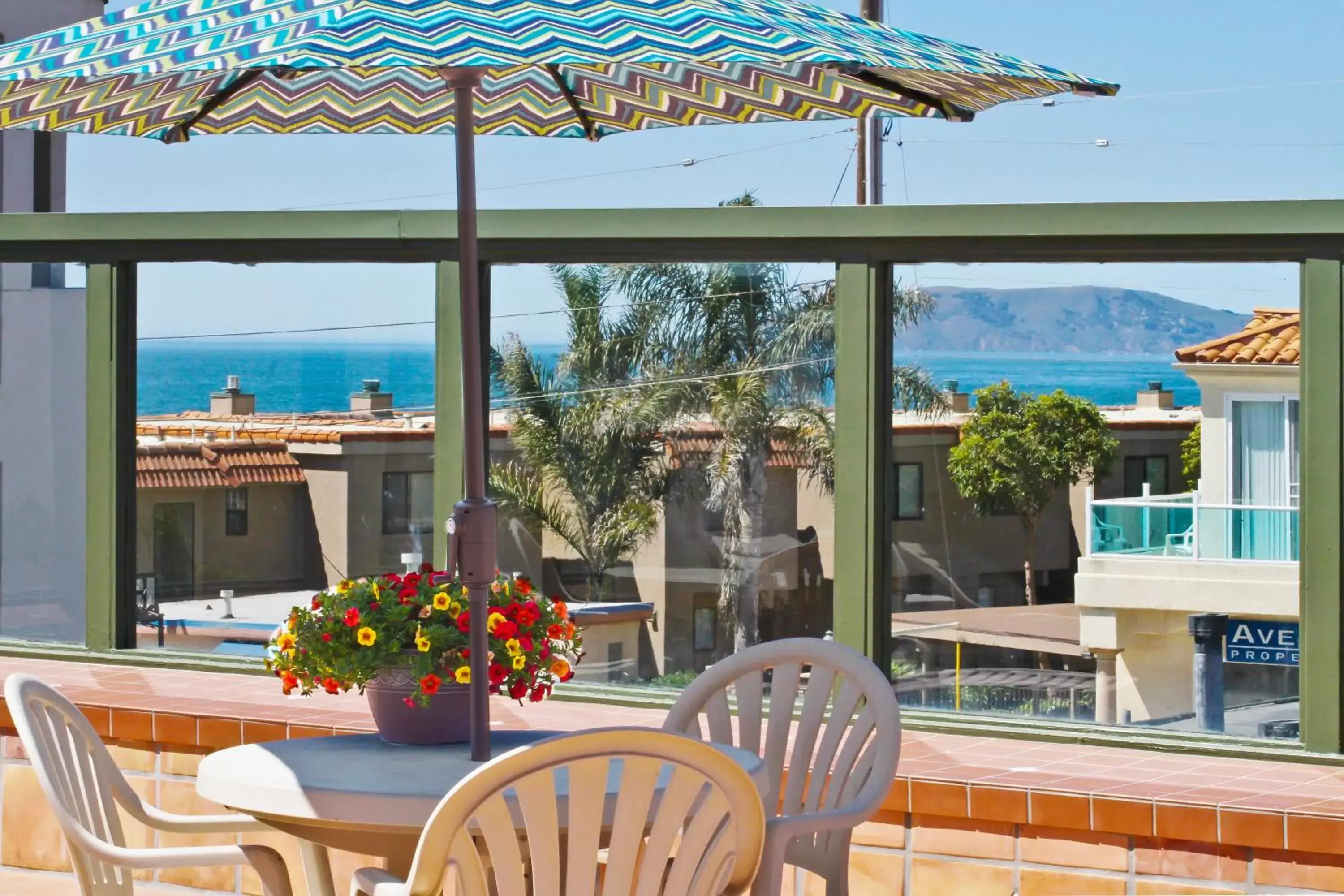 Balcony/Terrace in Motel 6 Pismo Beach CA Pacific Ocean