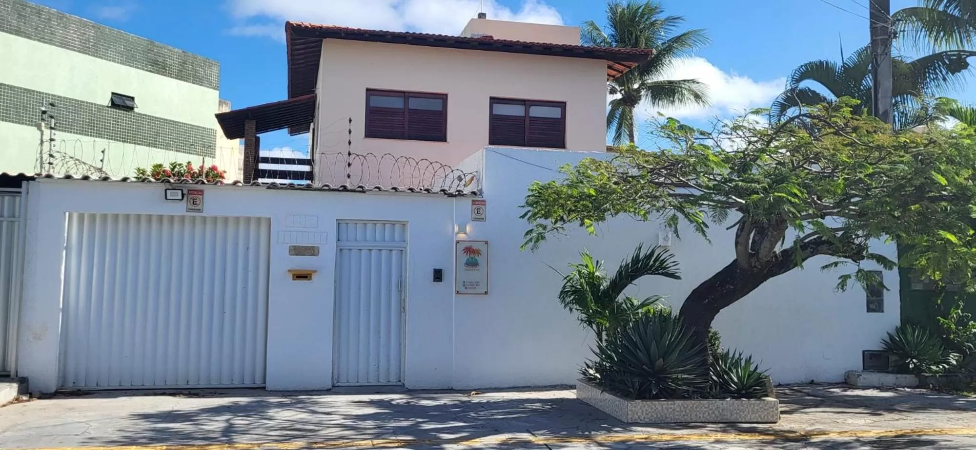 Property Building in Pousada Villa Encantada LGBTQIAPlus