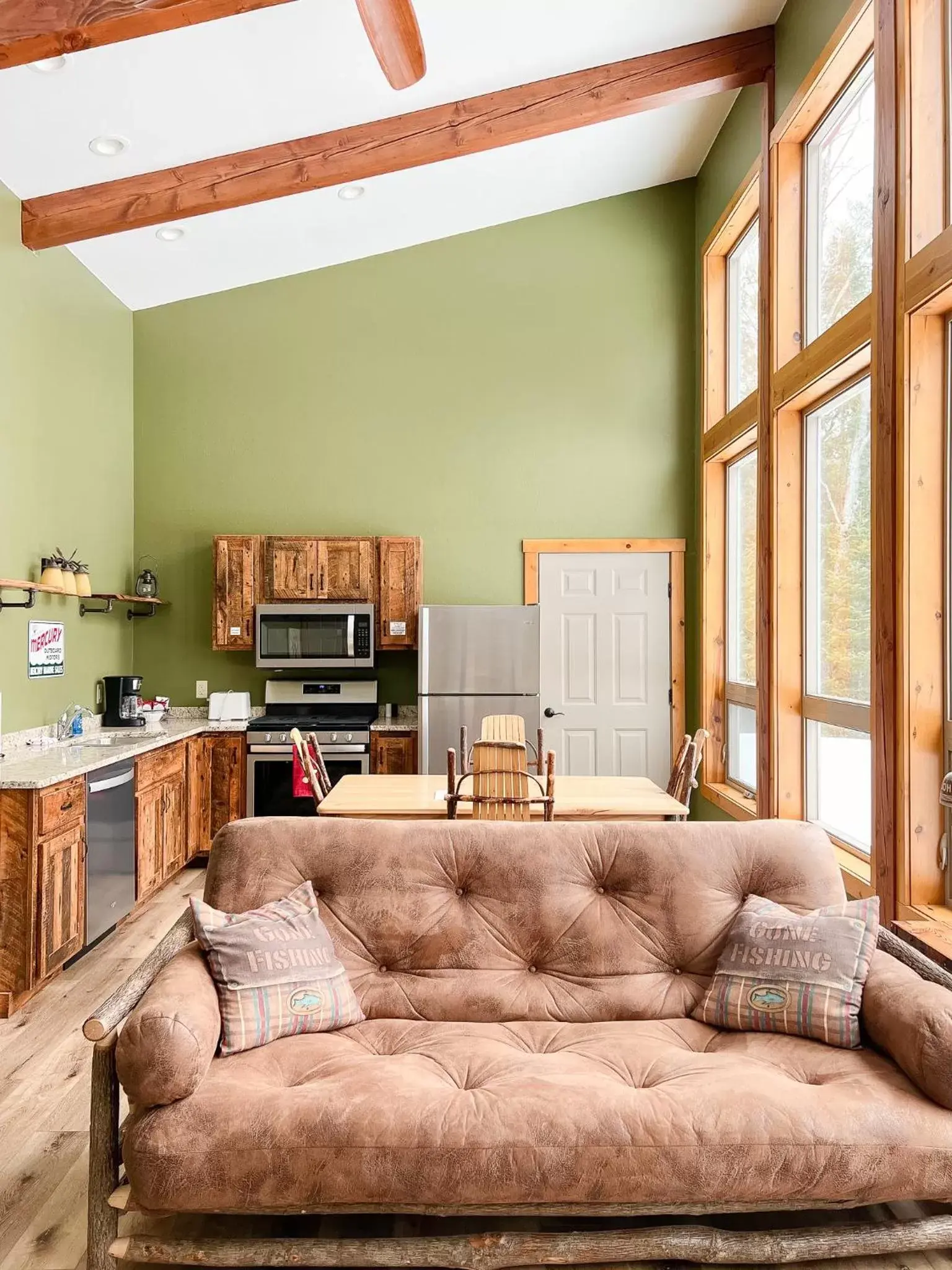 Seating Area in Cranberry Inn