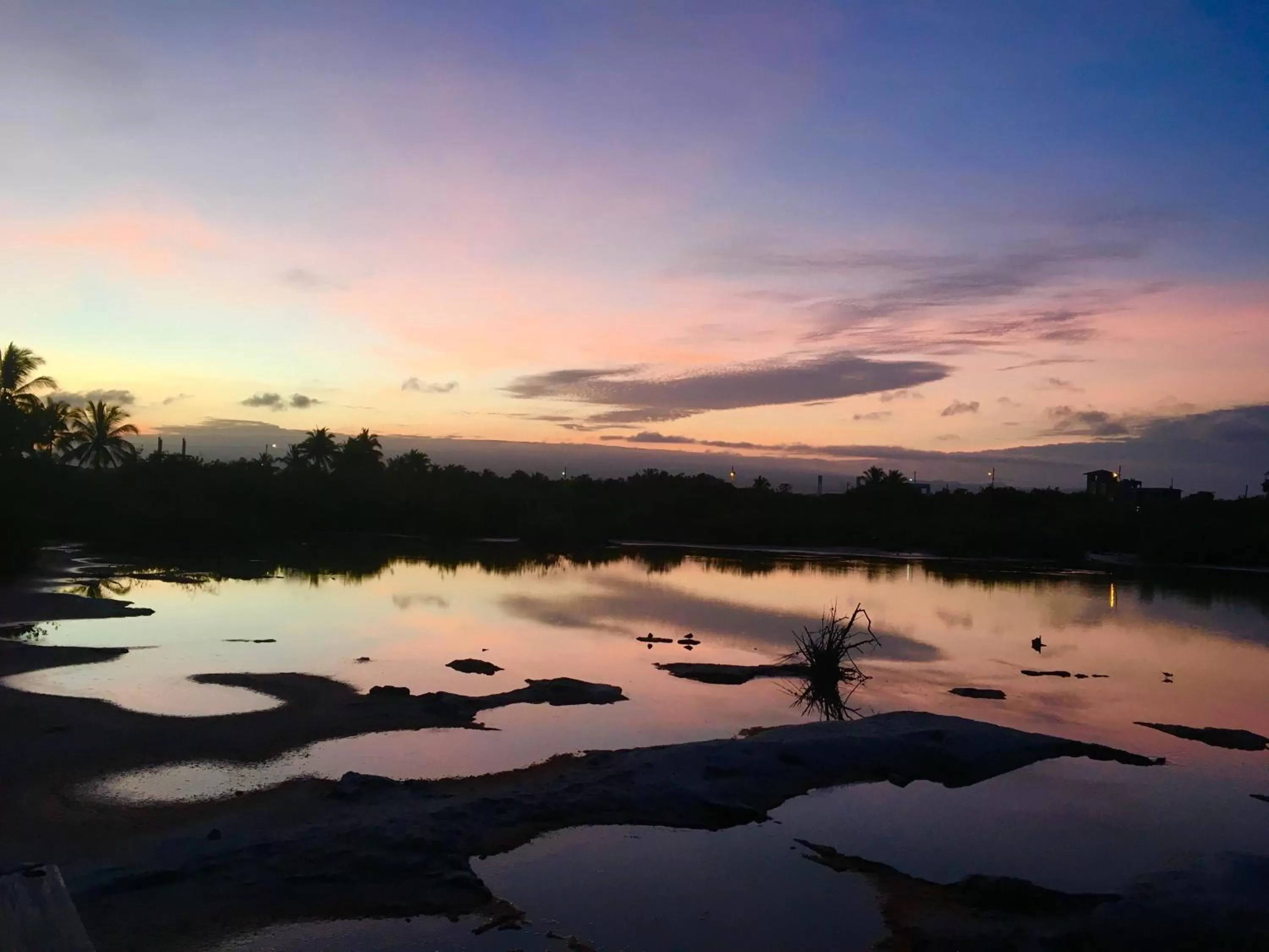 Neighbourhood in Hostal Galapagos by Bar de Beto