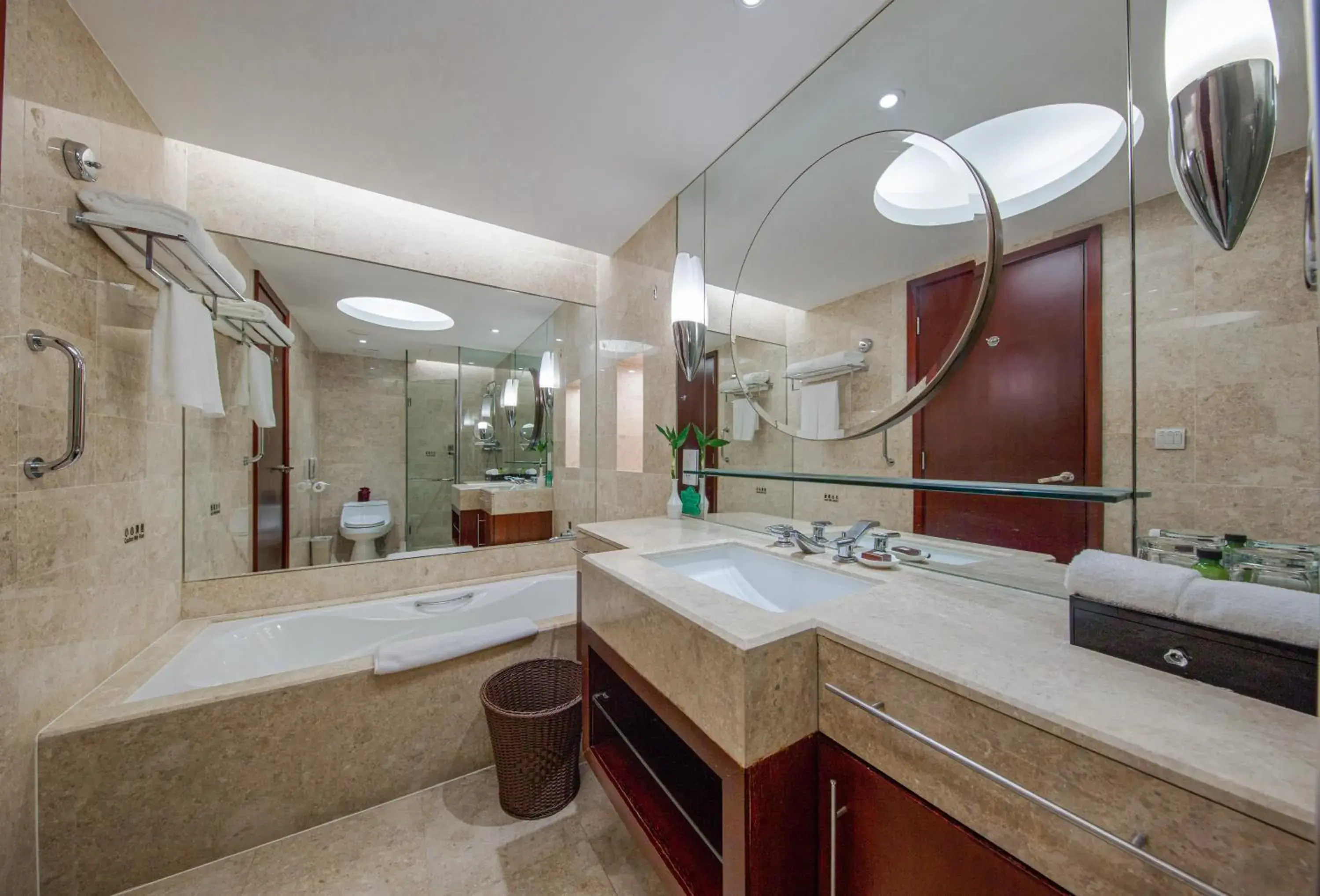 Bathroom in Park Plaza Hotel Changzhou