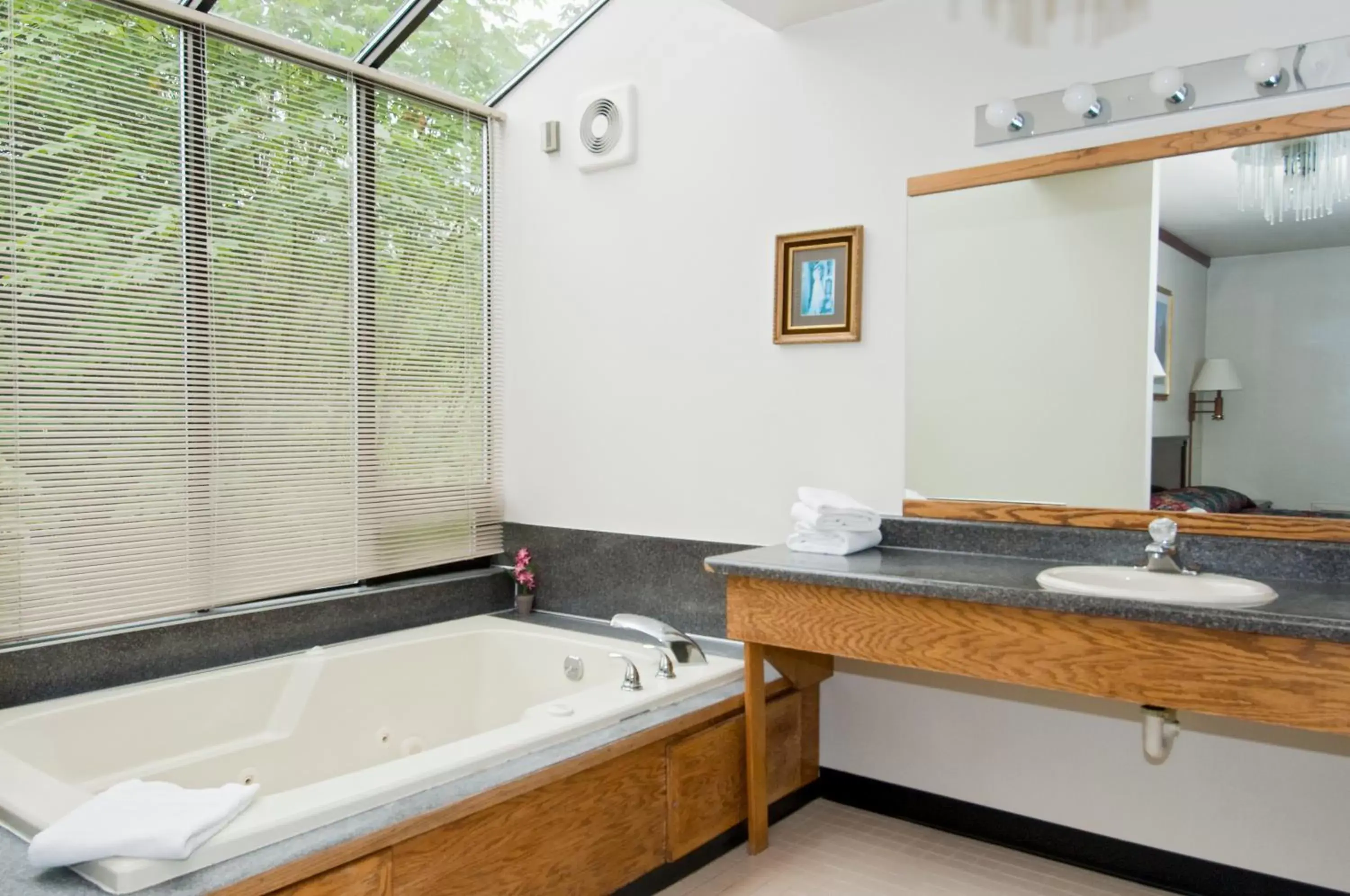 Bathroom in Sequim Bay Lodge