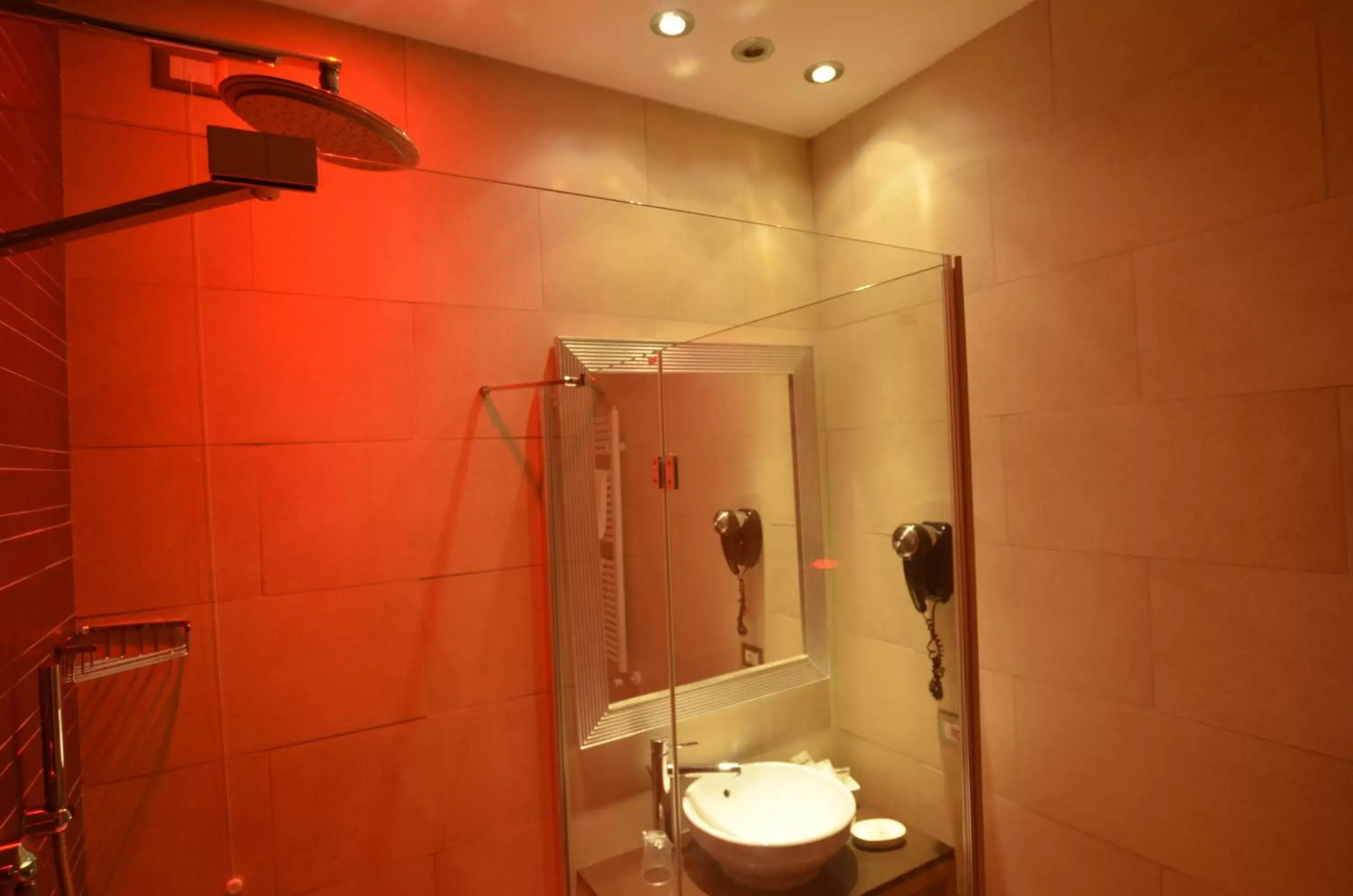 Bathroom in Hotel Campo Marzio