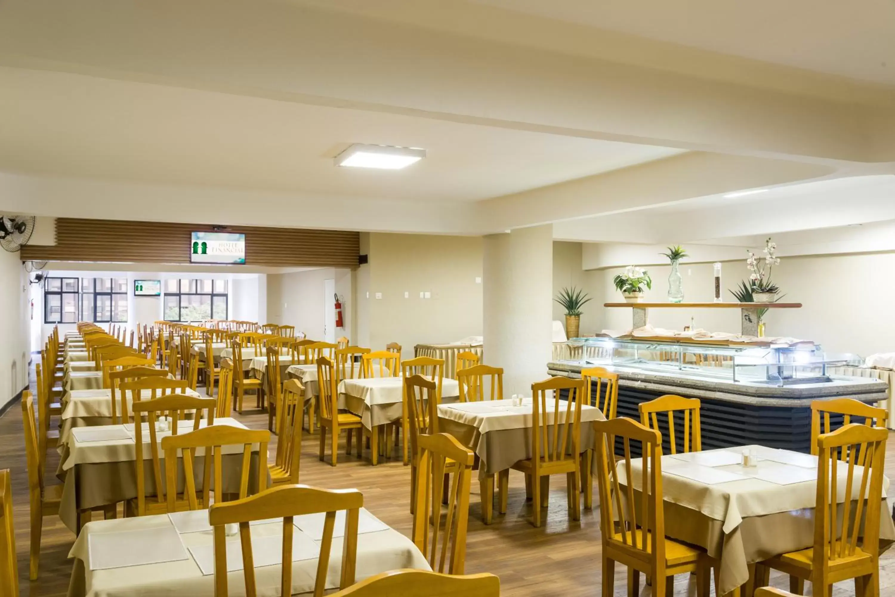 Restaurant/places to eat in Hotel Financial Restaurant/places to eat in Hotel Financial