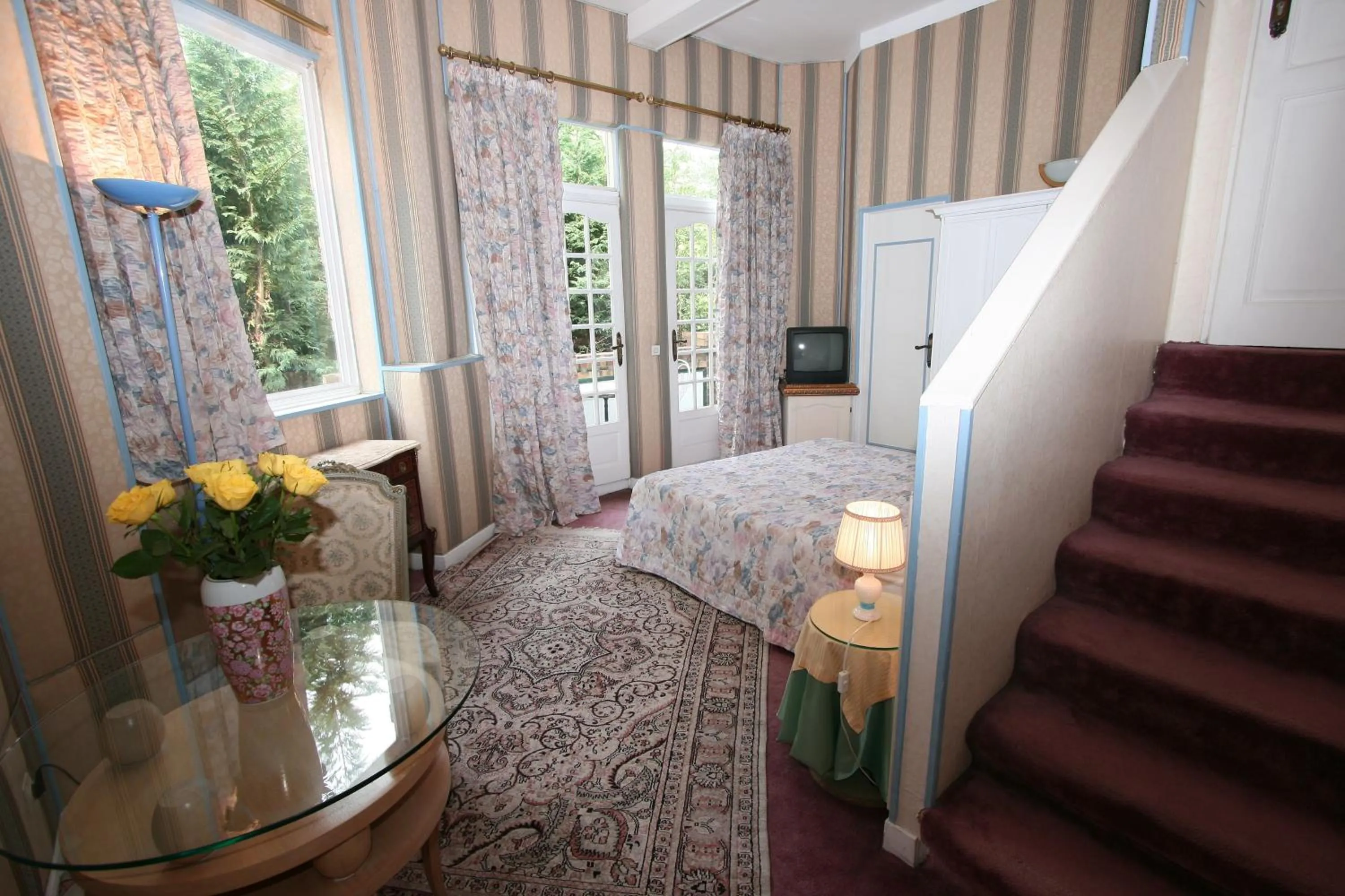 Bed in Belle Isle Sur Risle - Chateau Hotel & Spa