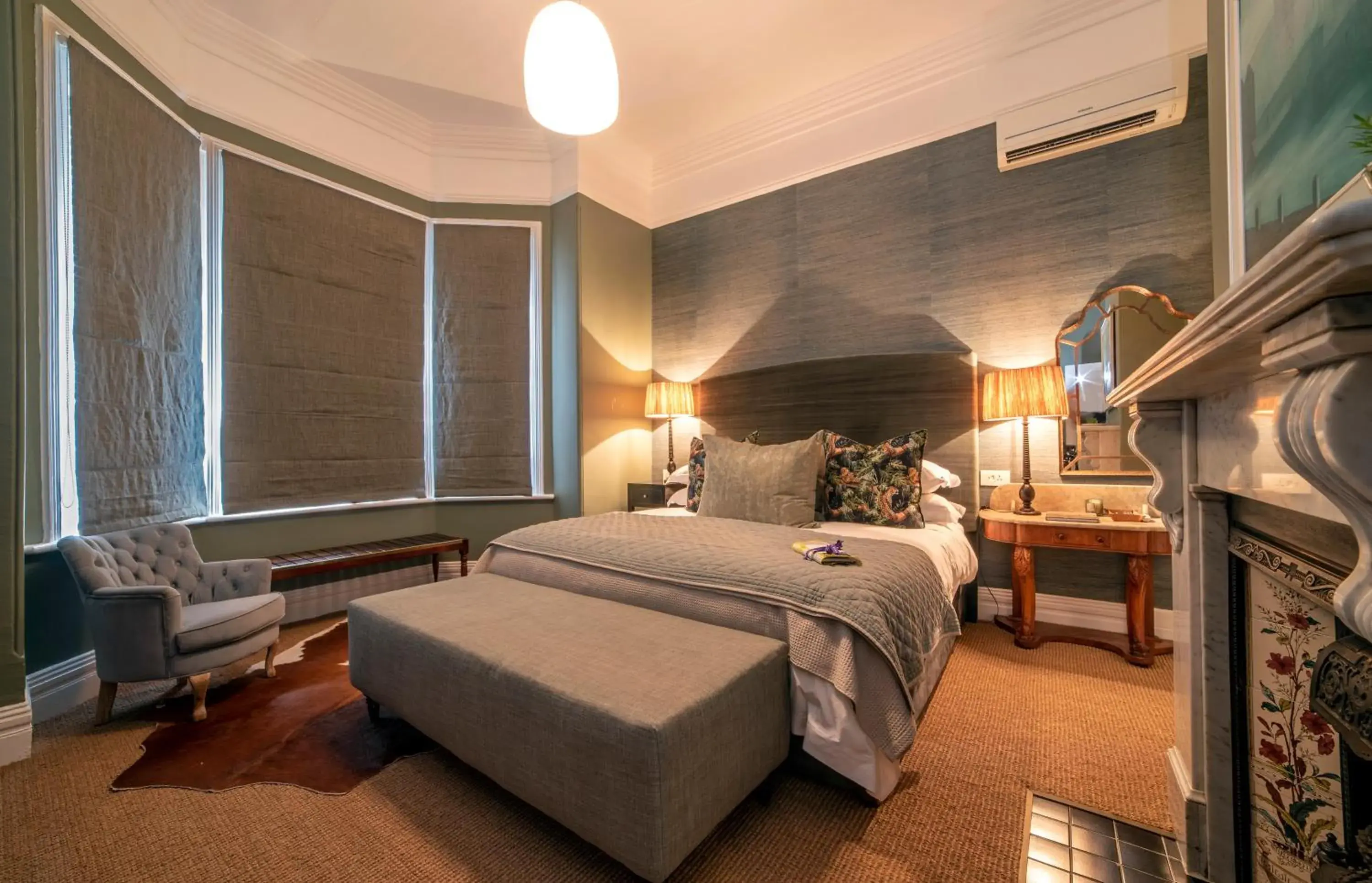 Bedroom, Bed in Blackheath Lodge by The Oyster Collection