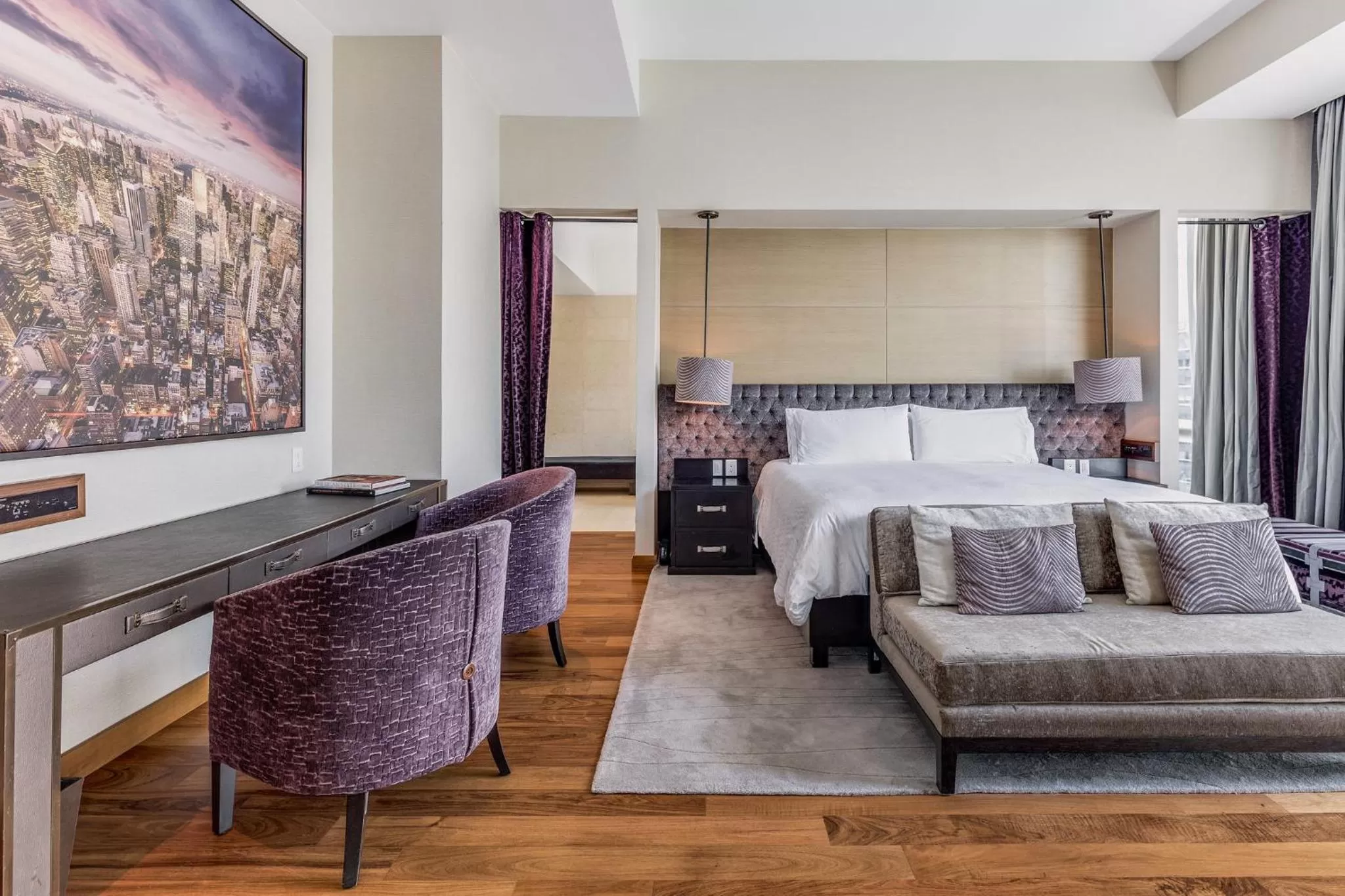 Photo of the whole room, Bed in Live Aqua Ciudad de Mexico Bosques de las Lomas