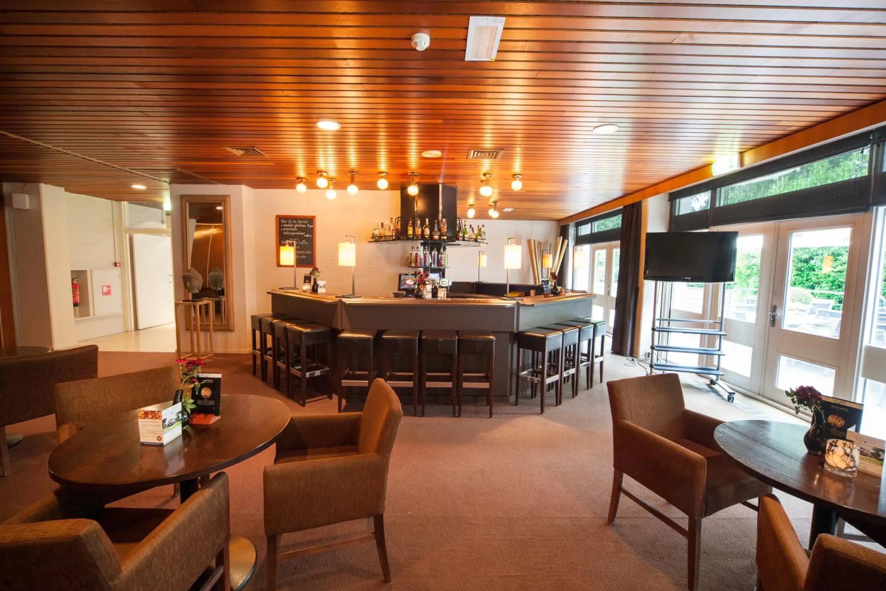 Lounge or bar, Restaurant/Places to Eat in Fletcher Hotel Restaurant Erica