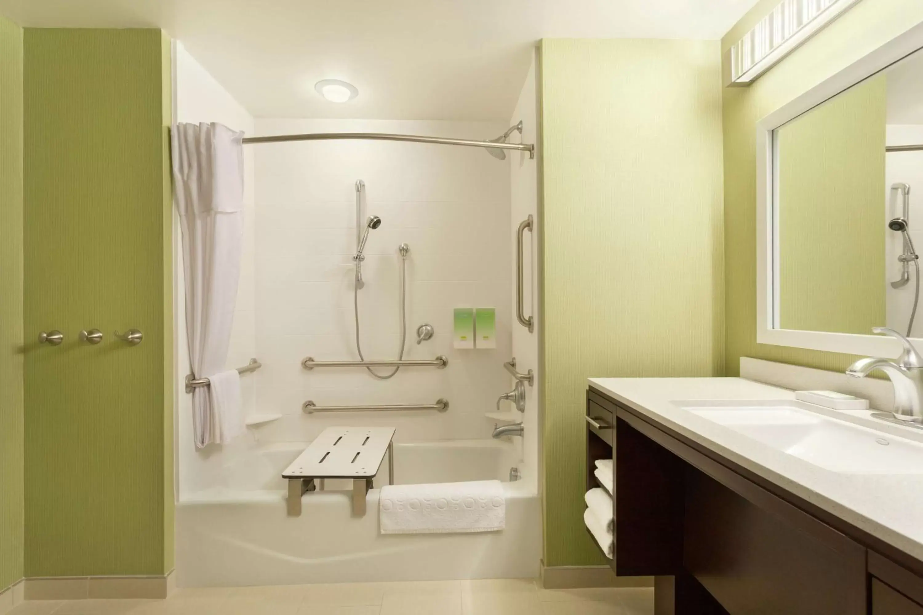 Bathroom in Home2 Suites by Hilton Salt Lake City / South Jordan