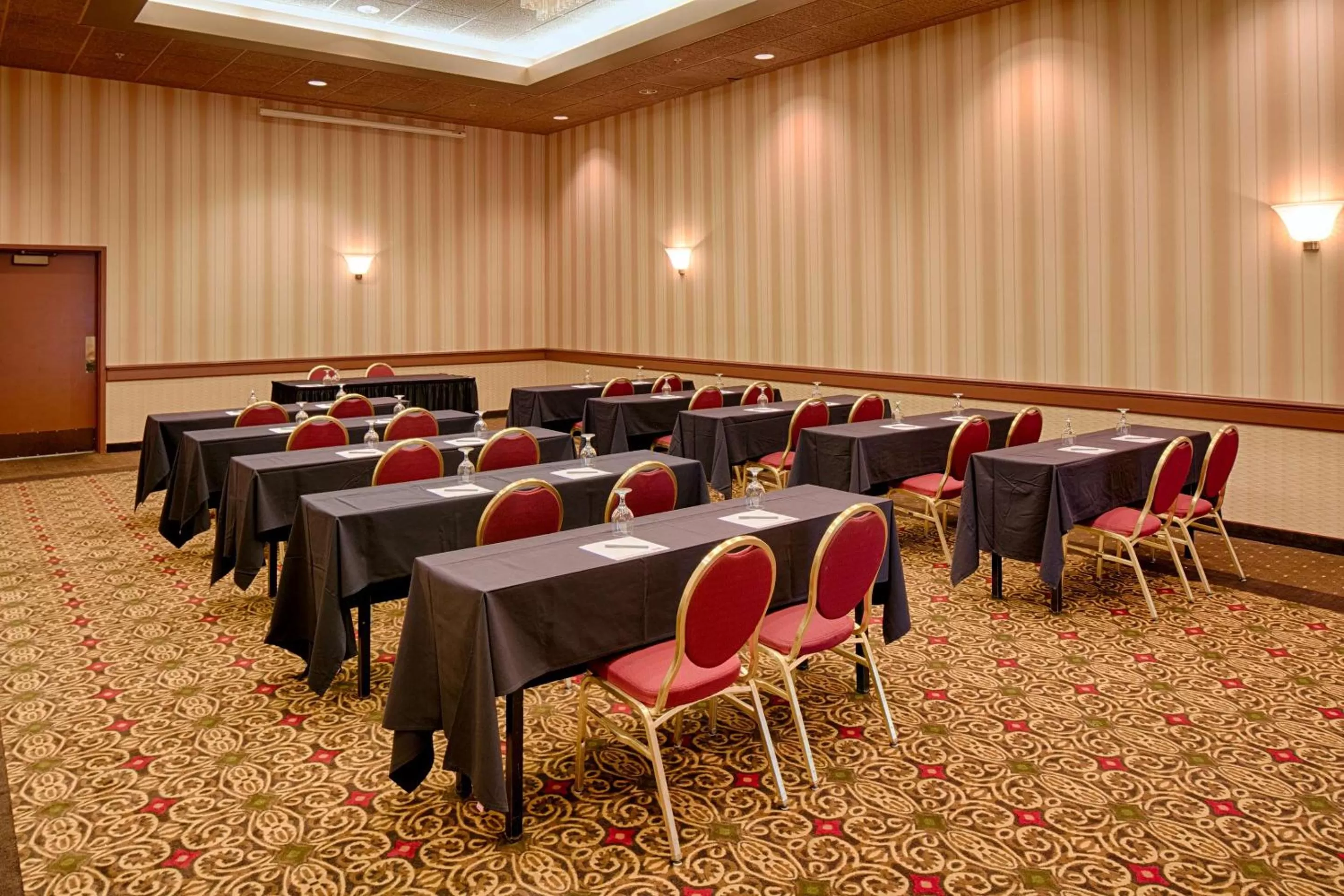 Meeting/conference room in Red Lion Hotel Redding