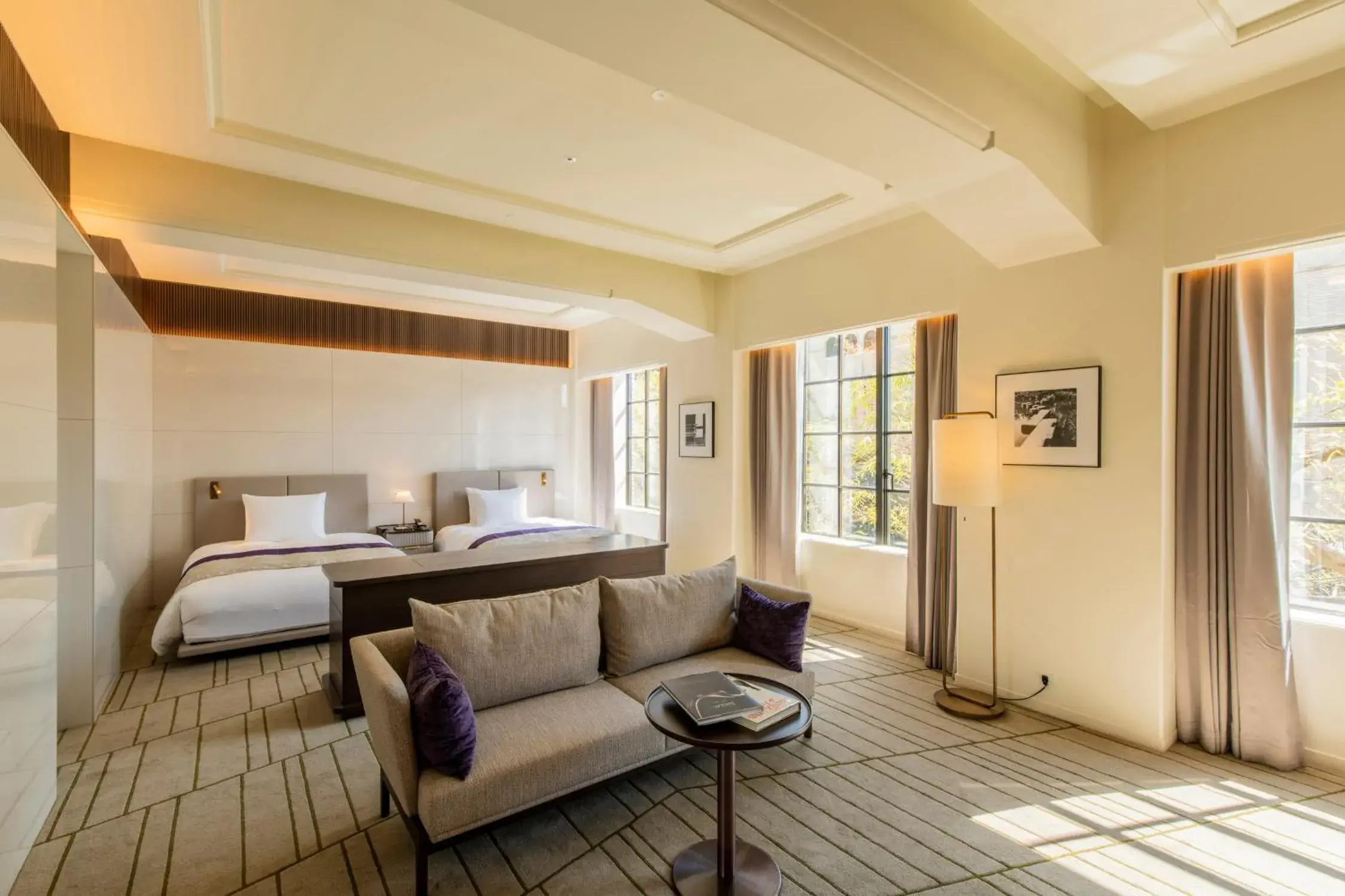 Photo of the whole room, Seating Area in The Hotel Seiryu Kyoto Kiyomizu