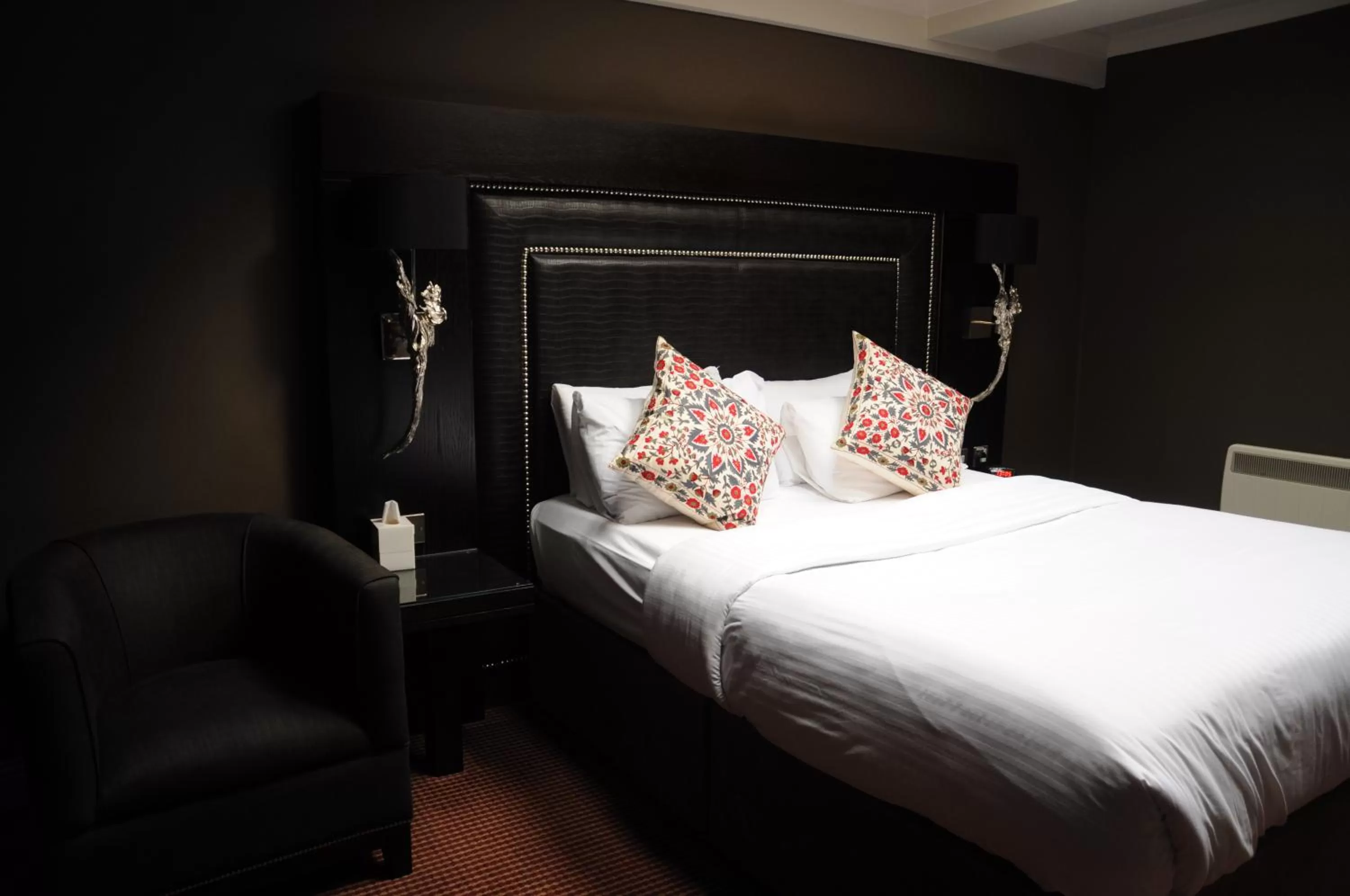 Bed in Eglinton Arms Hotel, BW Premier Collection