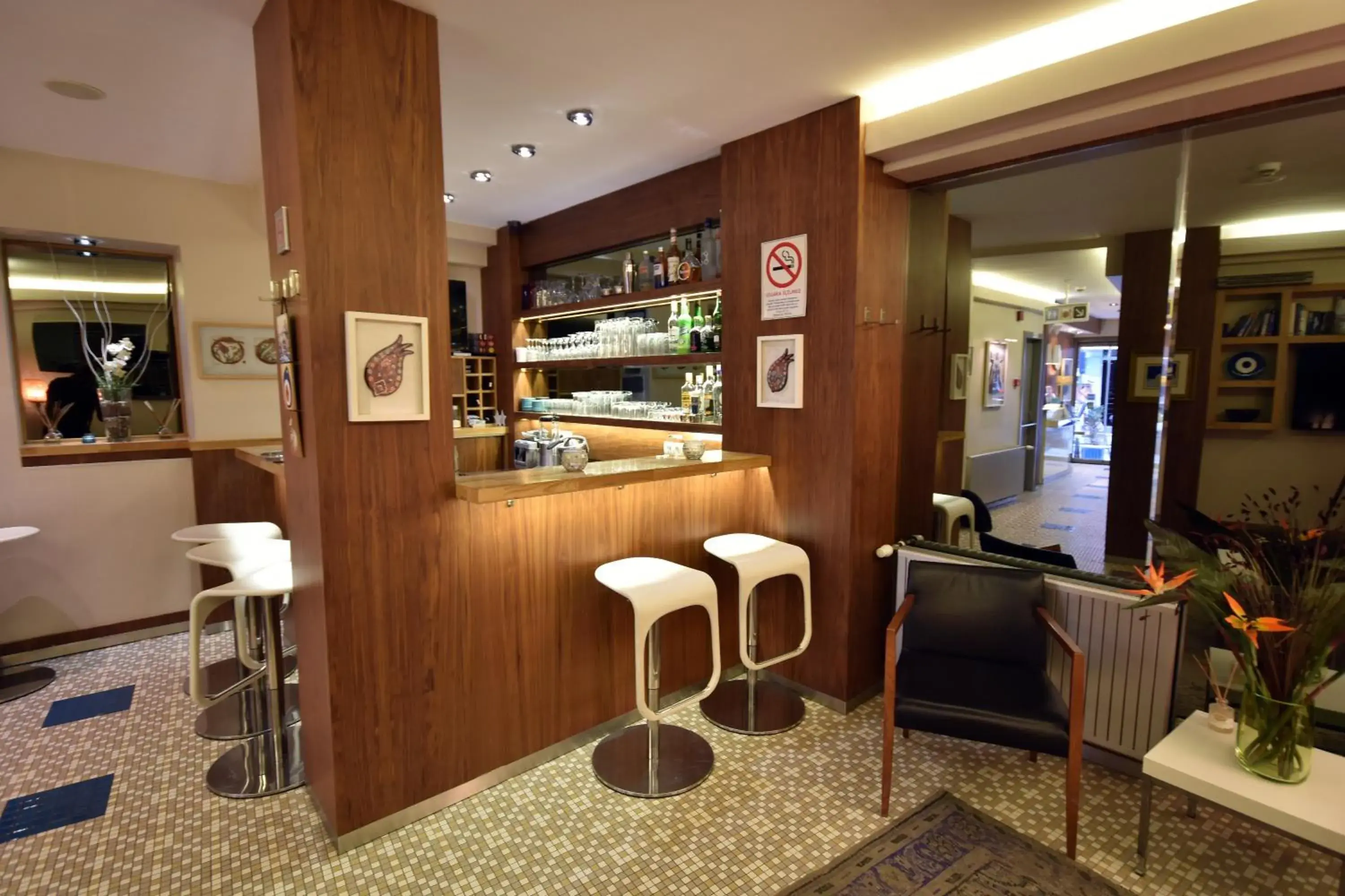 Lounge or bar, Lounge/Bar in Elanaz Hotel