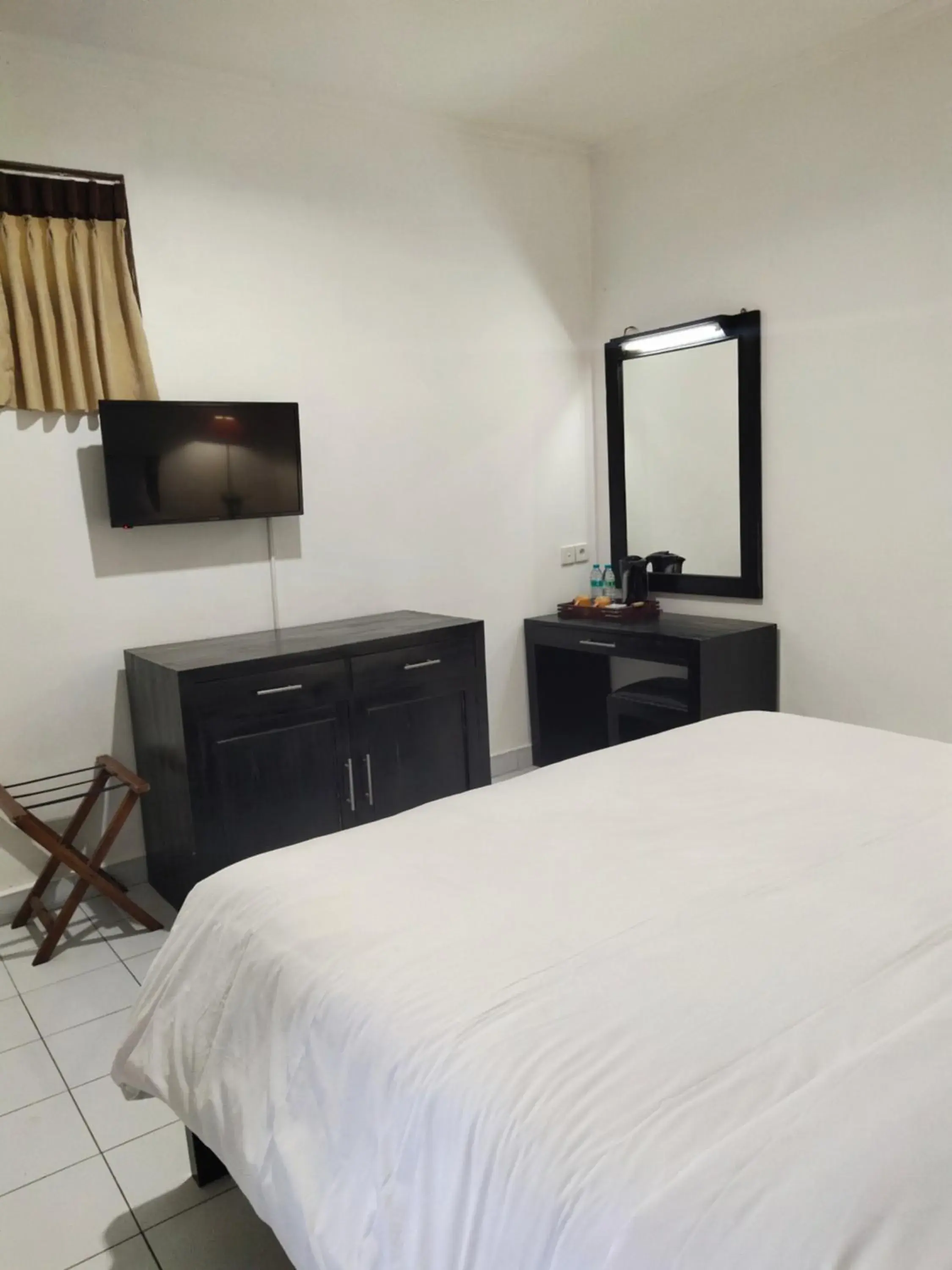 Bedroom, Bed in La Walon Hotel Bedroom, Bed in La Walon Hotel