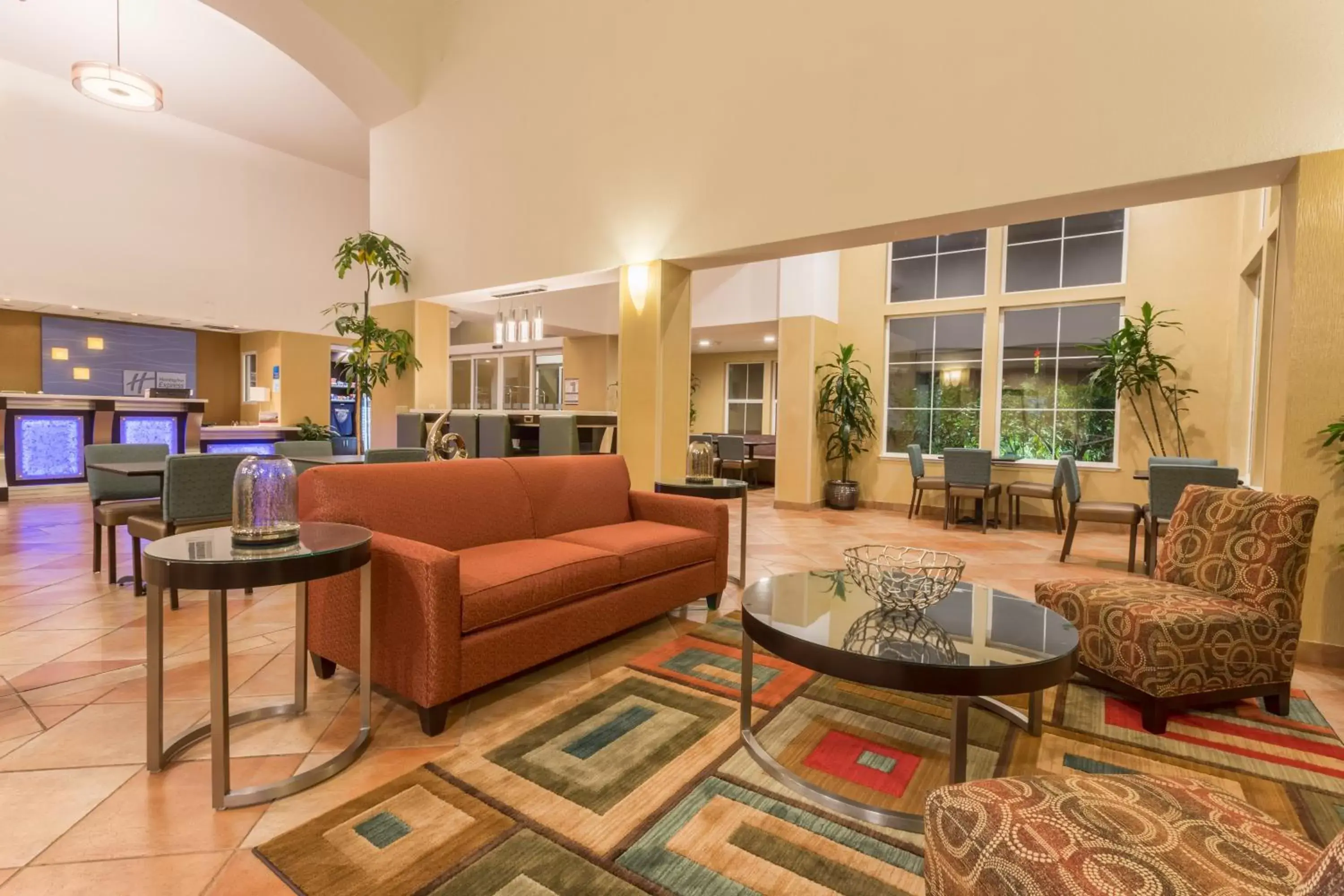 Property building, Lobby/Reception in Holiday Inn Express Hotel & Suites Manteca, an IHG Hotel