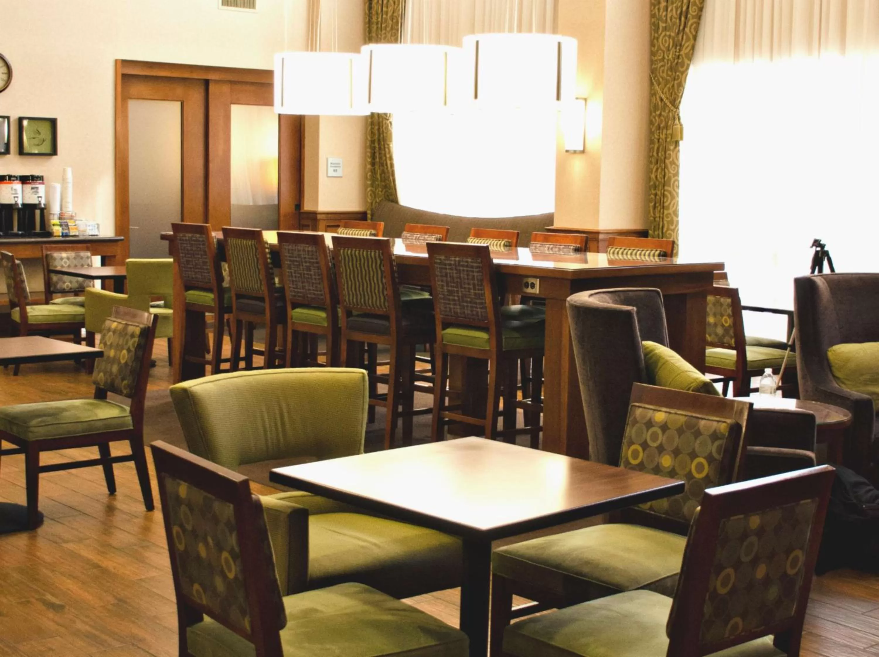 Lobby or reception in Hampton Inn & Suites College Station
