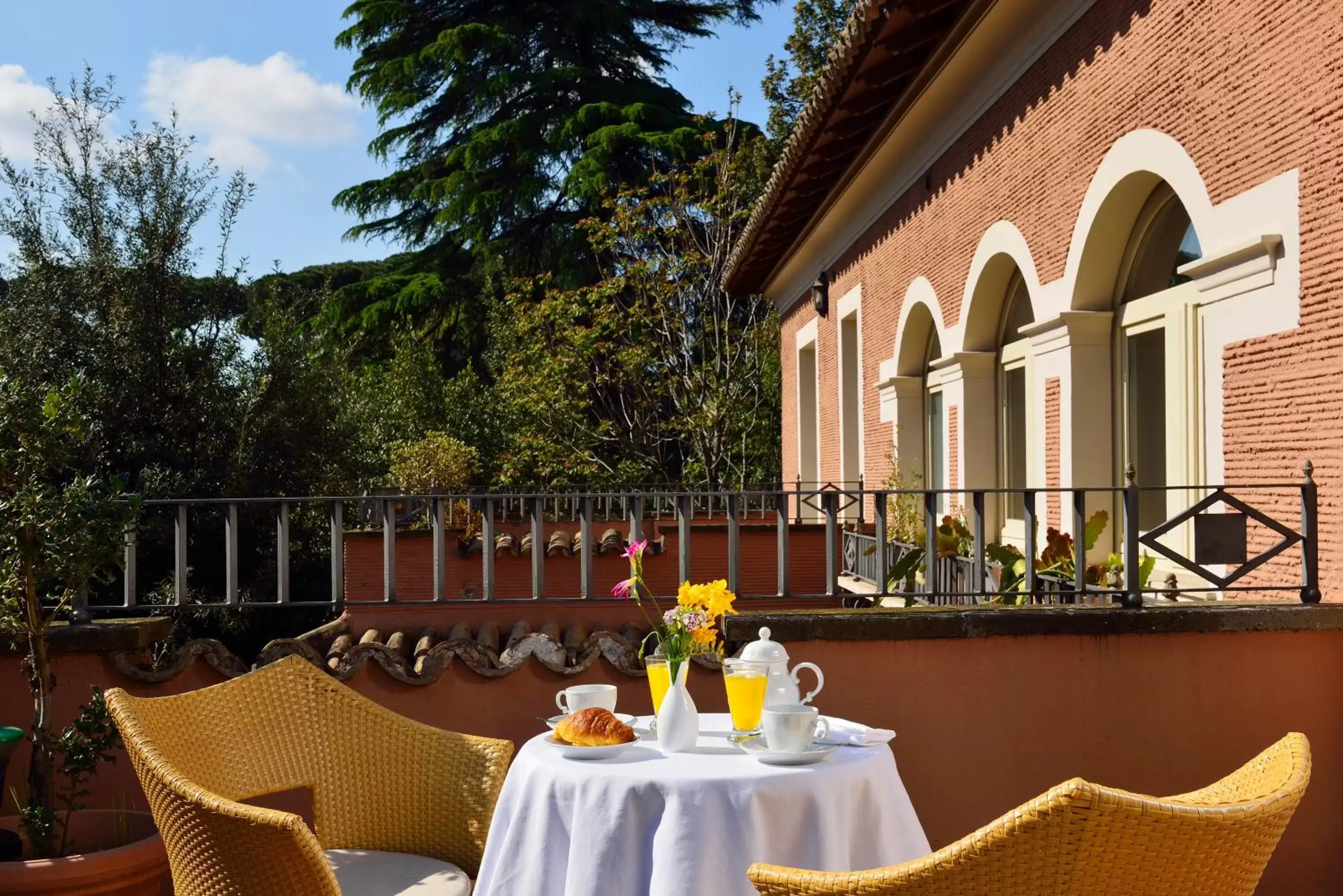Property building in Hotel Principe Torlonia Property building in Hotel Principe Torlonia
