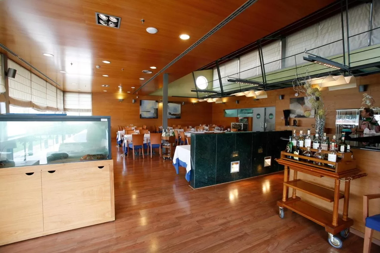 Lounge or bar in Hotel Granollers