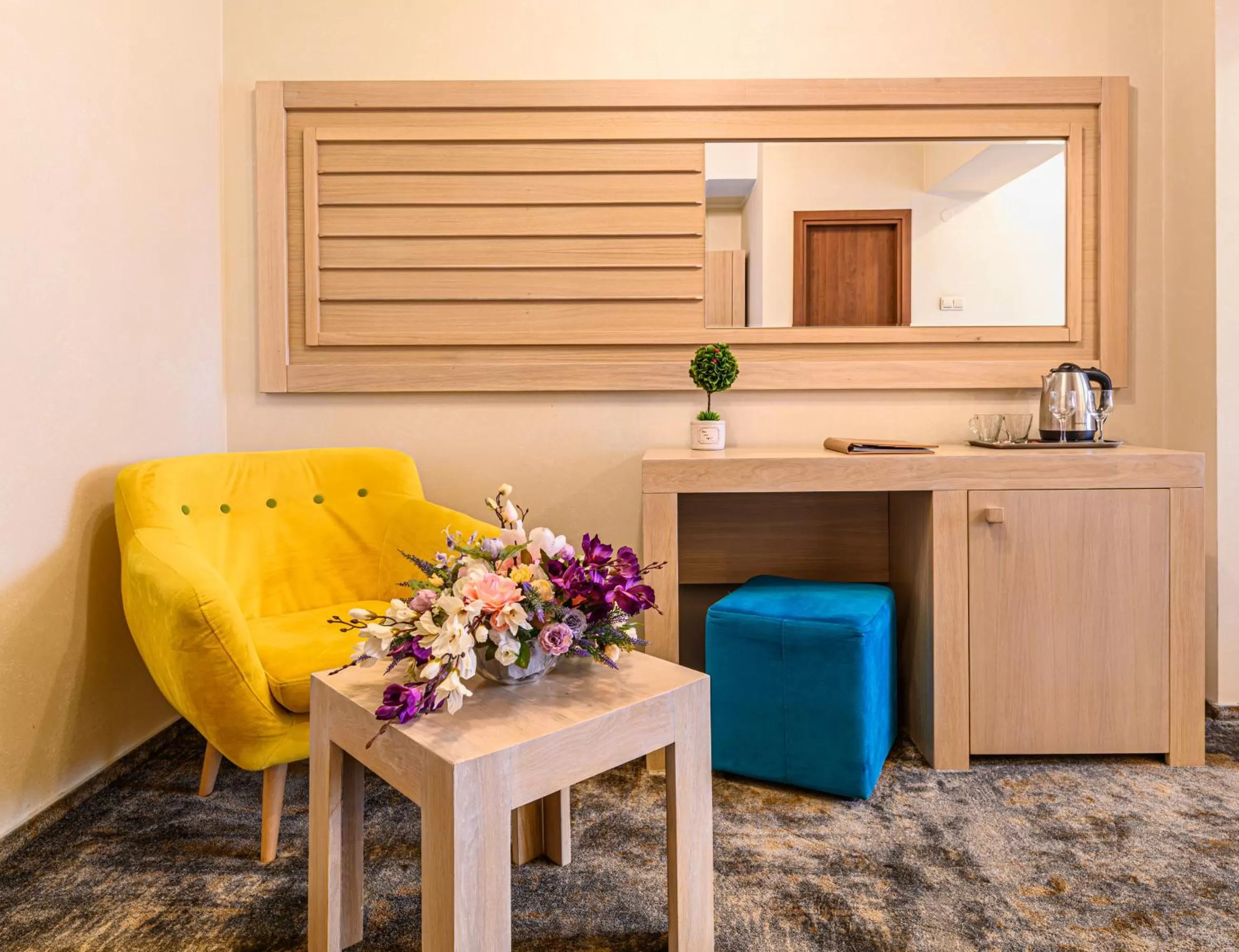 Seating area in Faleza Hotel by Vega