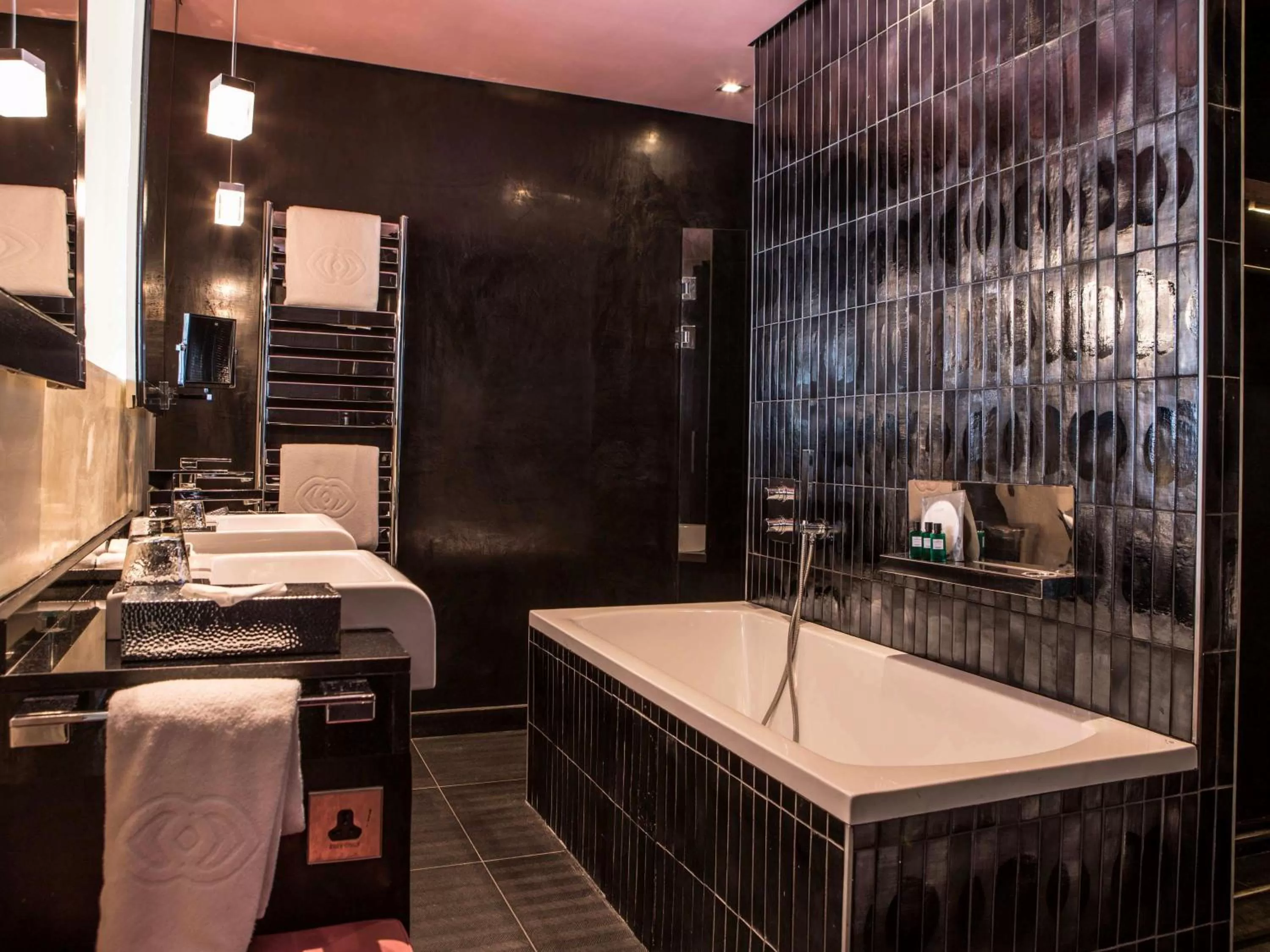 Photo of the whole room in Sofitel Casablanca Tour Blanche