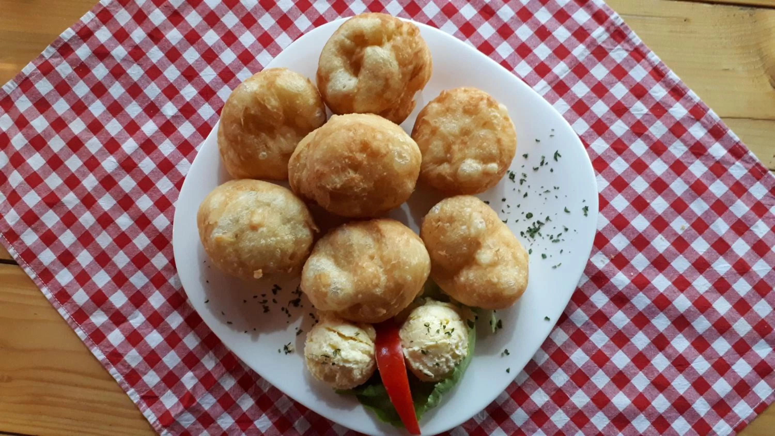 Breakfast in Etno naselje KUM