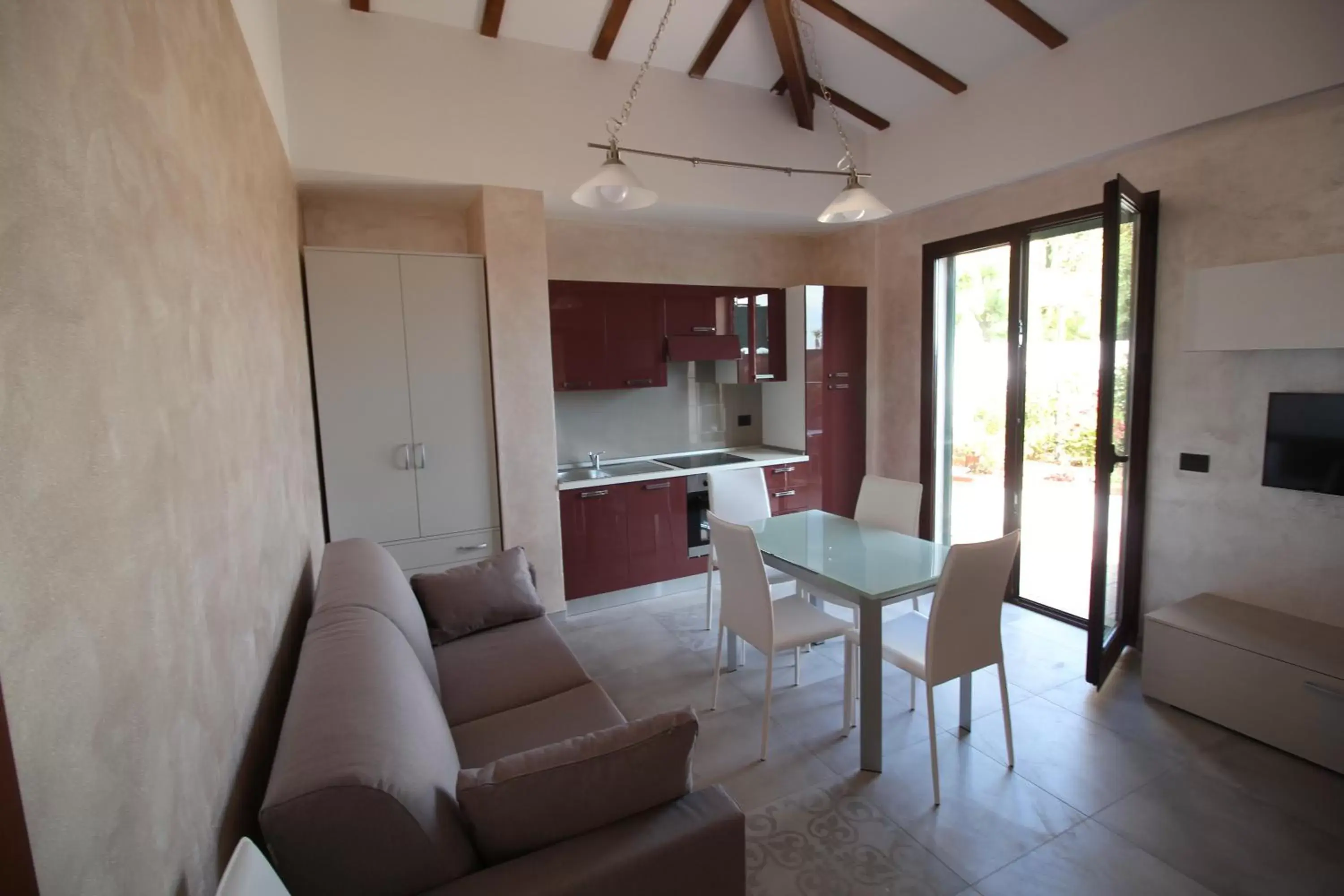 Living room, Kitchen/Kitchenette in Del Prado