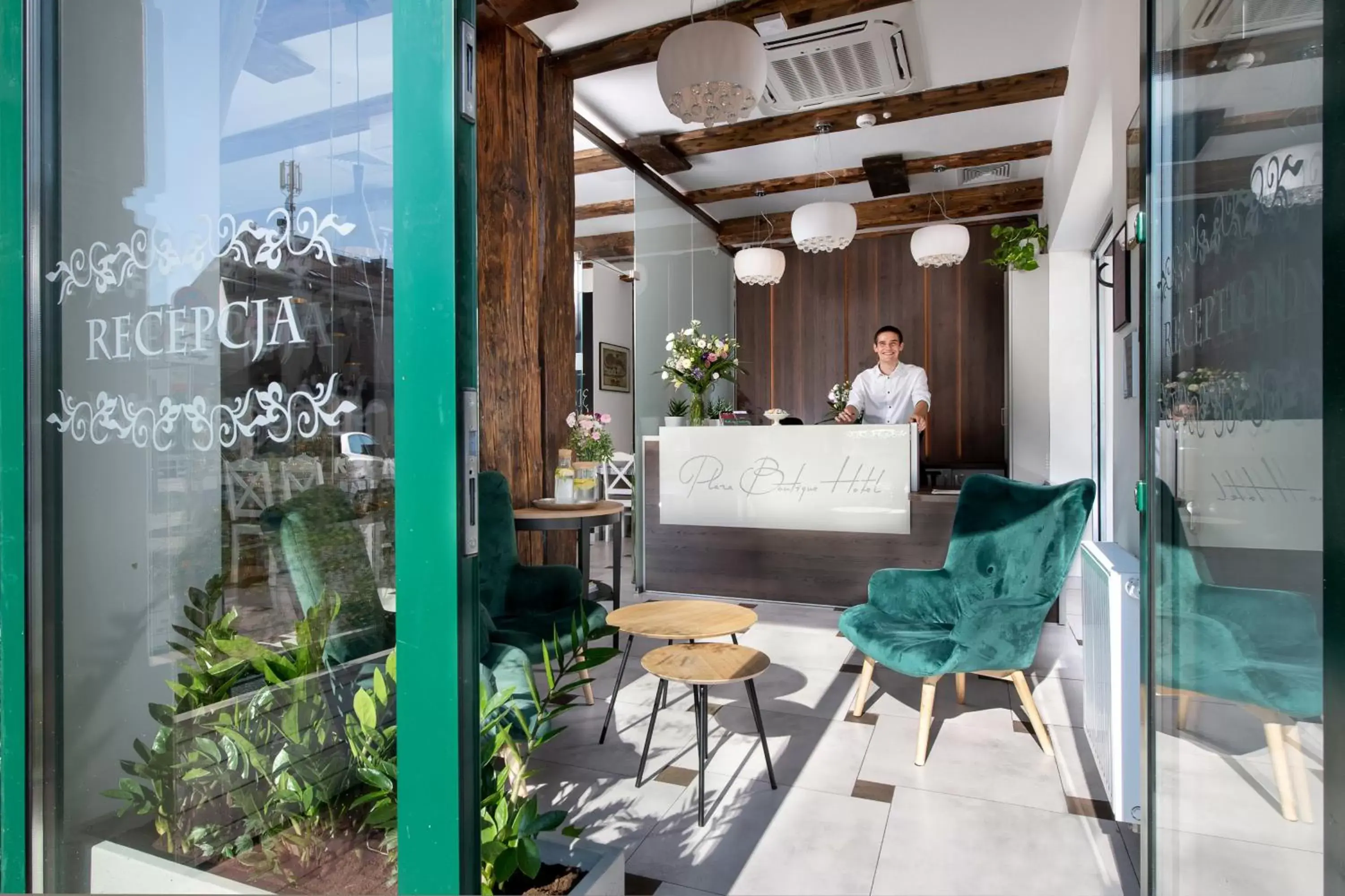 Lounge or bar in Plaza Boutique Hotel Lounge or bar in Plaza Boutique Hotel