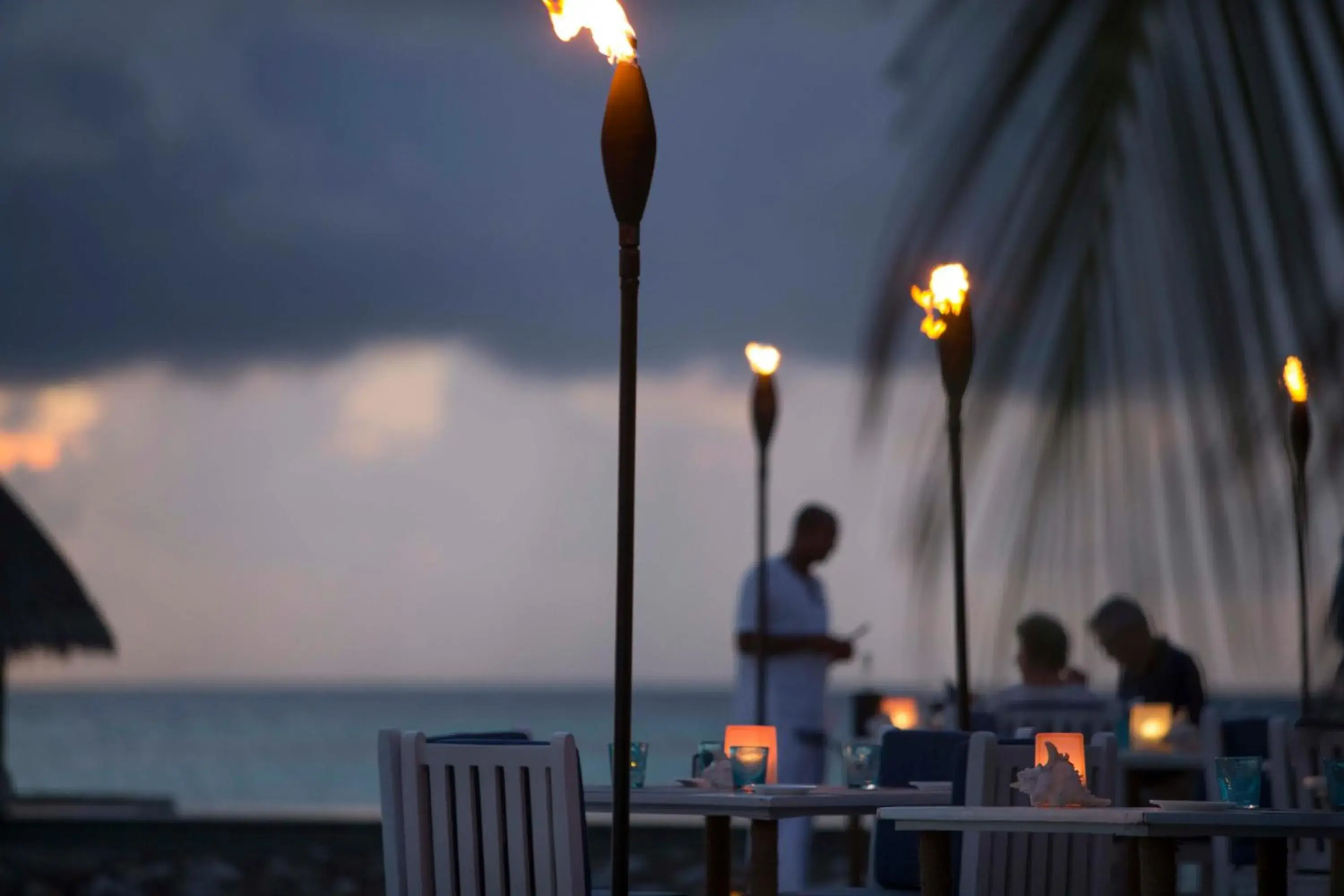 Restaurant/places to eat, Guests in Four Seasons Resort Maldives at Kuda Huraa