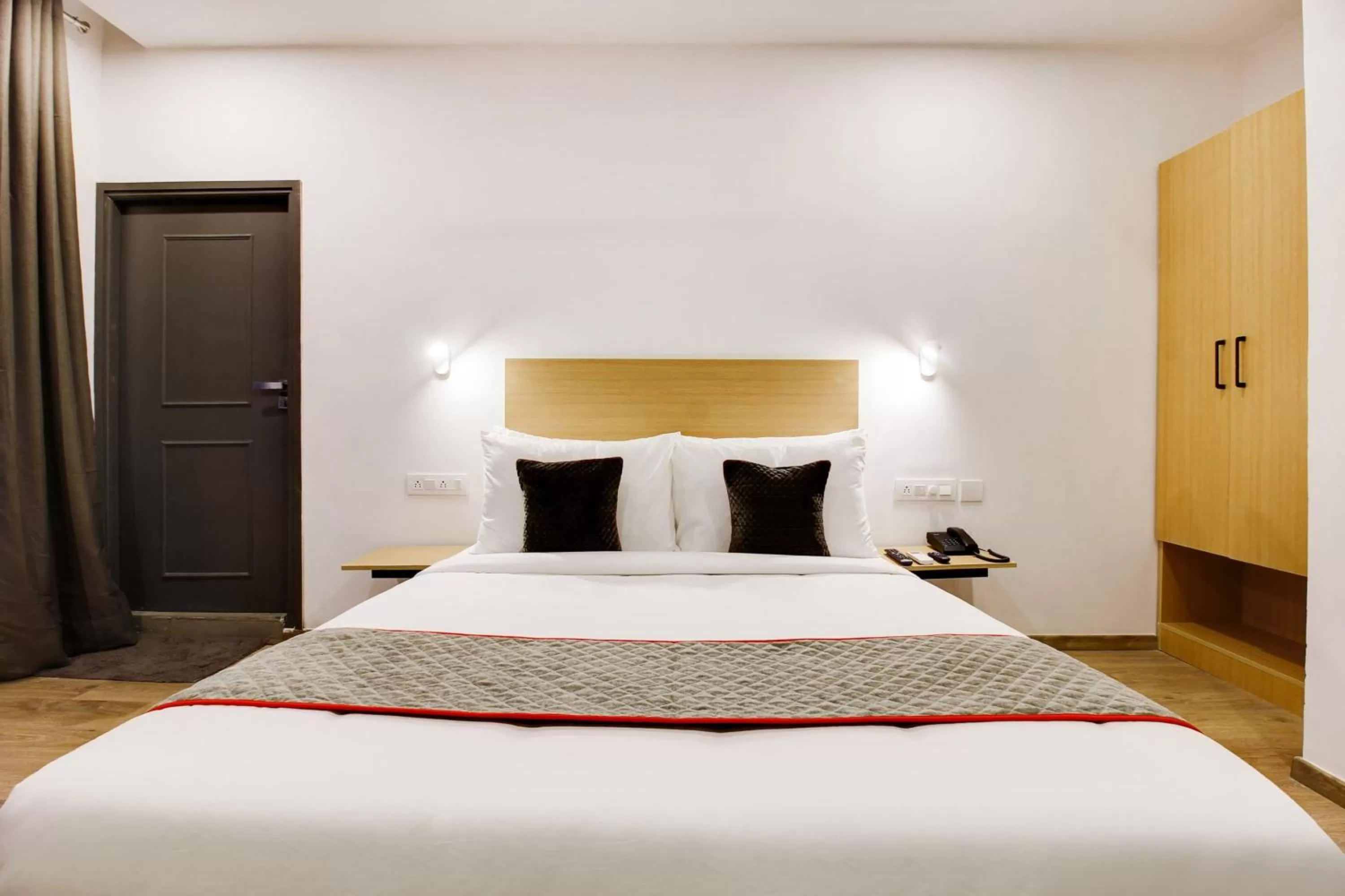 Bedroom, Bed in Super townhouse moosapet Rcc Prime