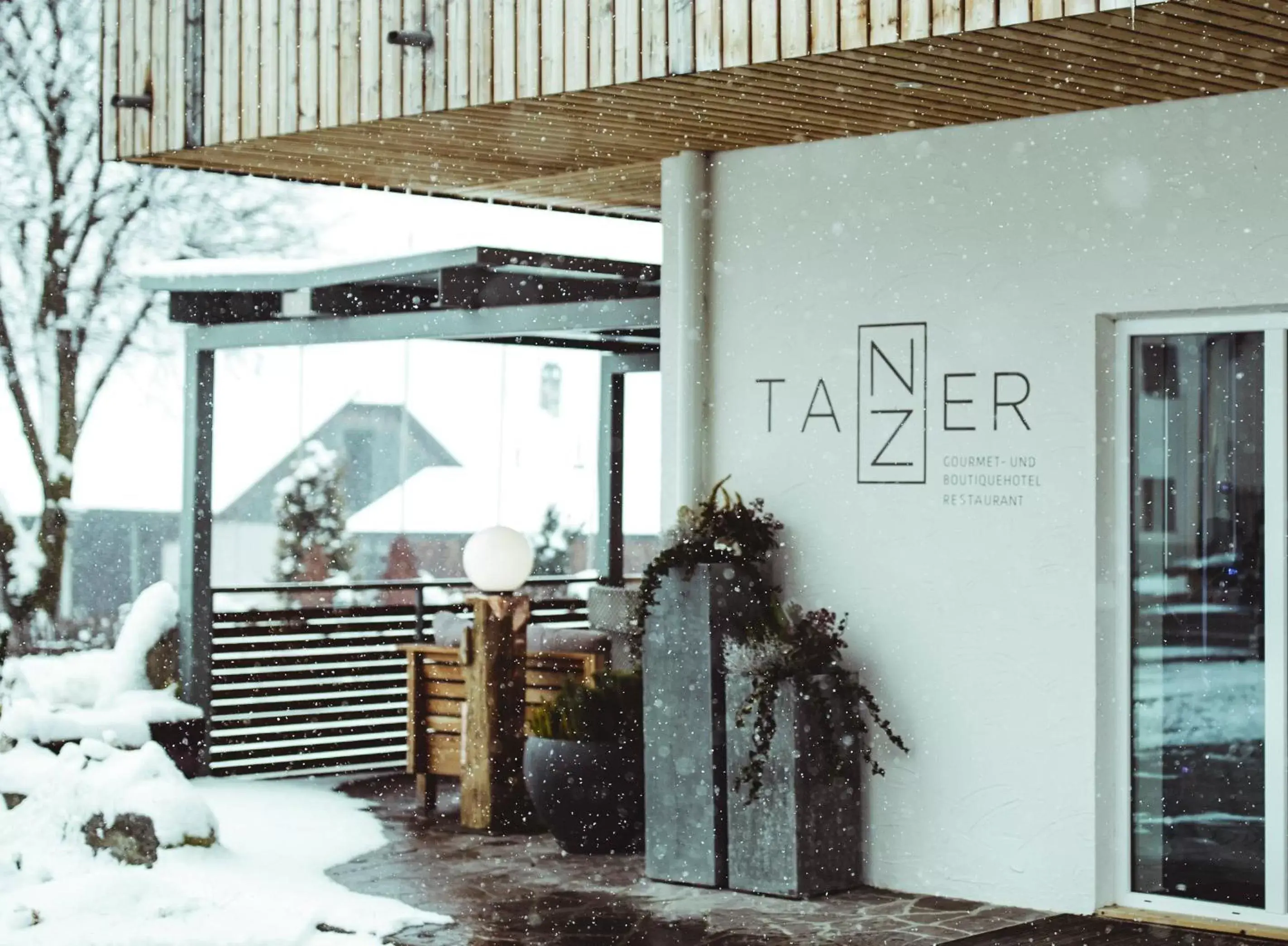 Facade/entrance, Winter in Gourmet - Boutique Hotel Tanzer