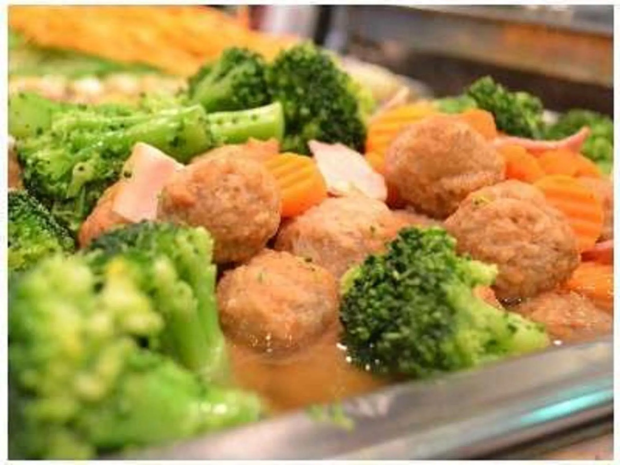 Buffet breakfast in Hotel Green Selec