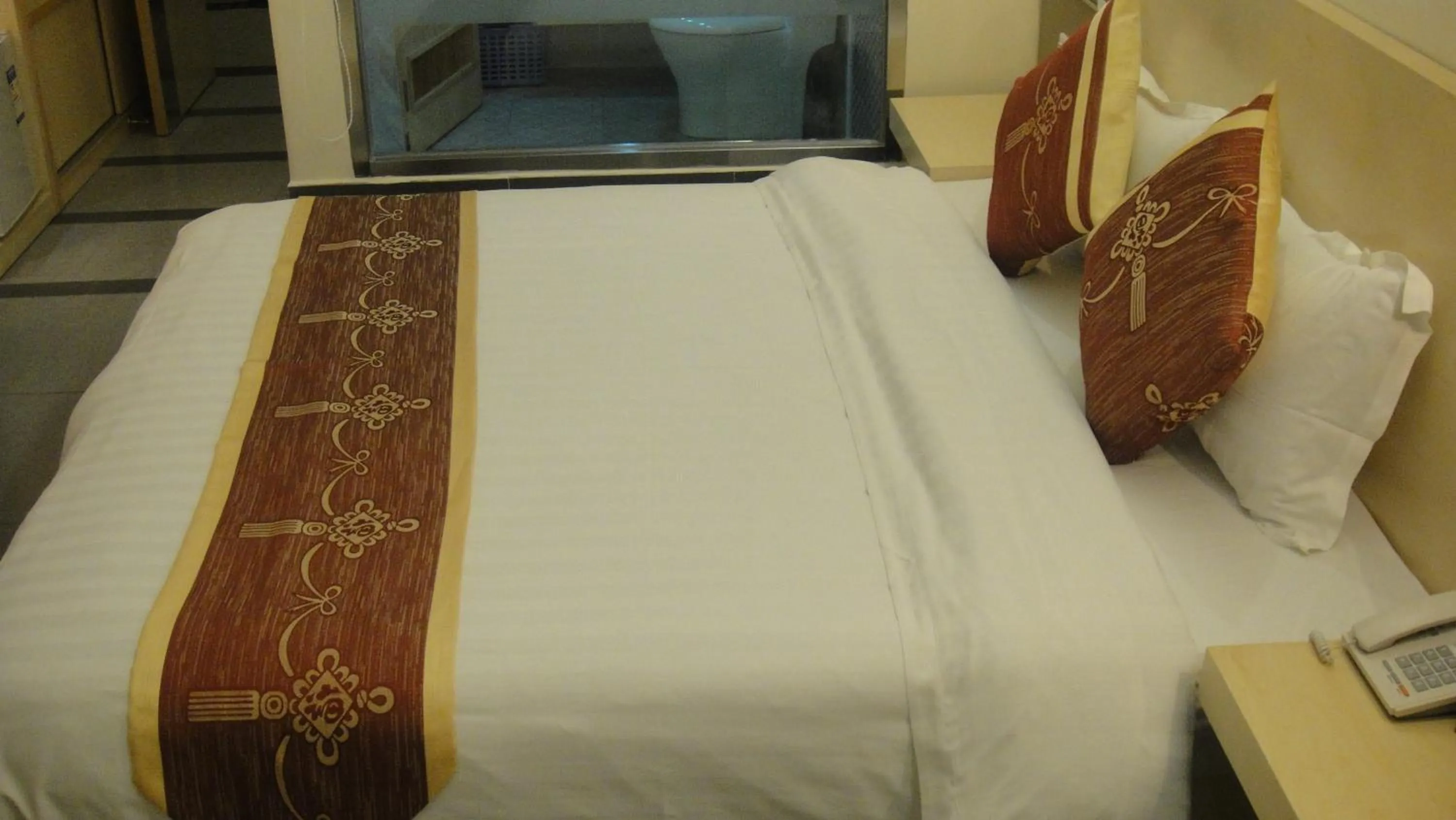 Bedroom, Bed in Guang Dong Hotel