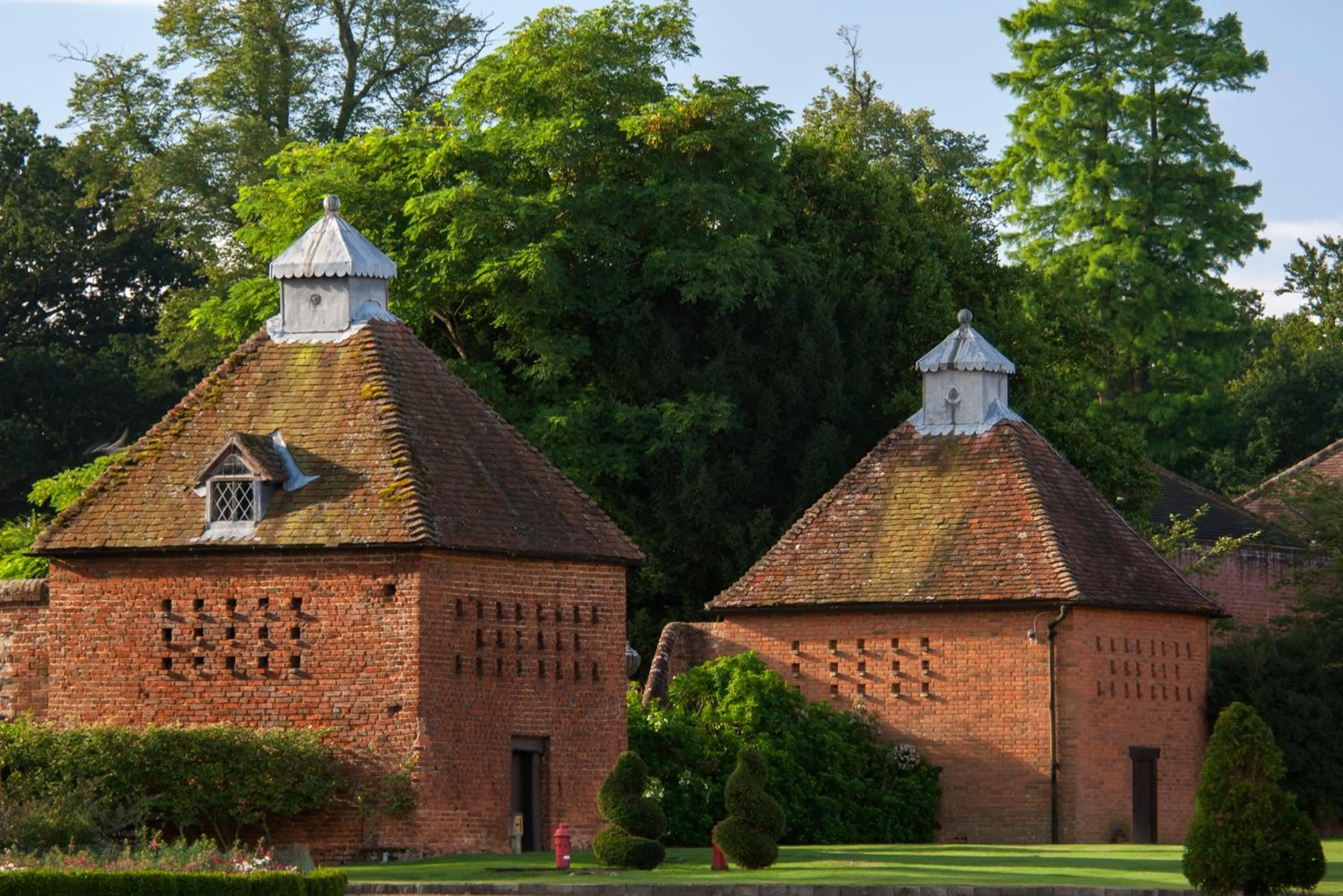 Area and facilities in Four Seasons Hotel Hampshire