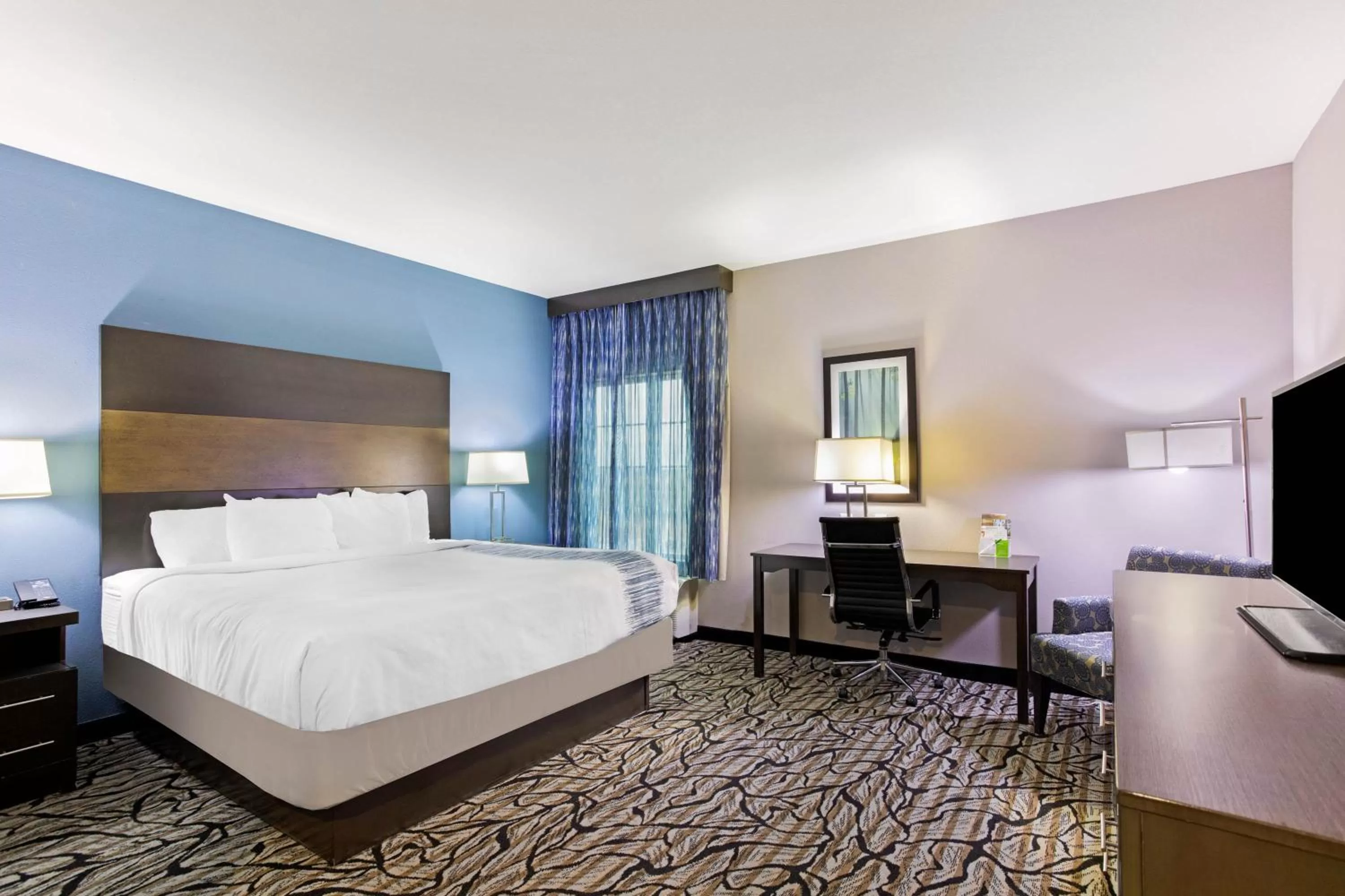 Bed in La Quinta by Wyndham Cullman