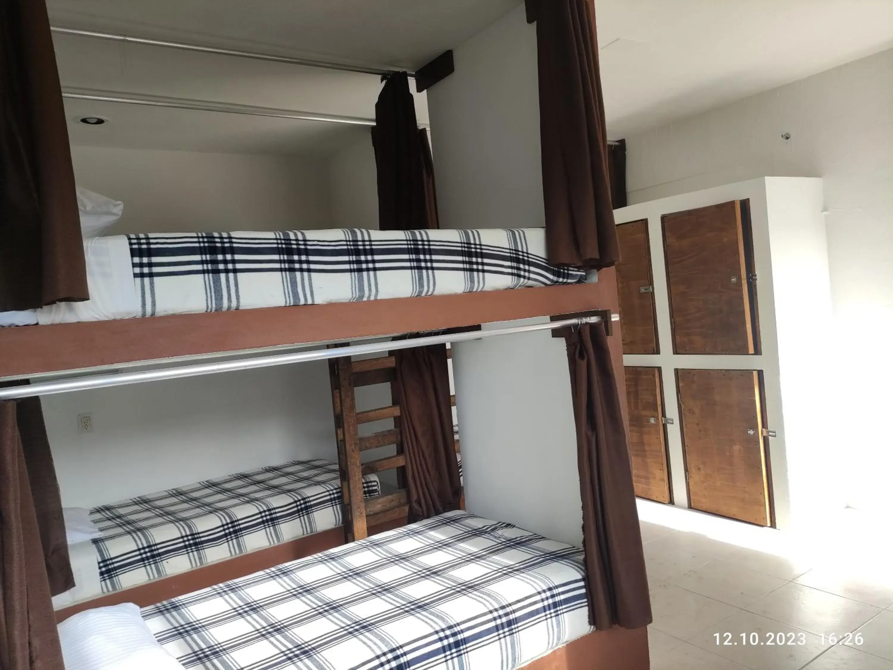 Bunk Bed in Male Dormitory Room  in Lucky Traveler Hostel