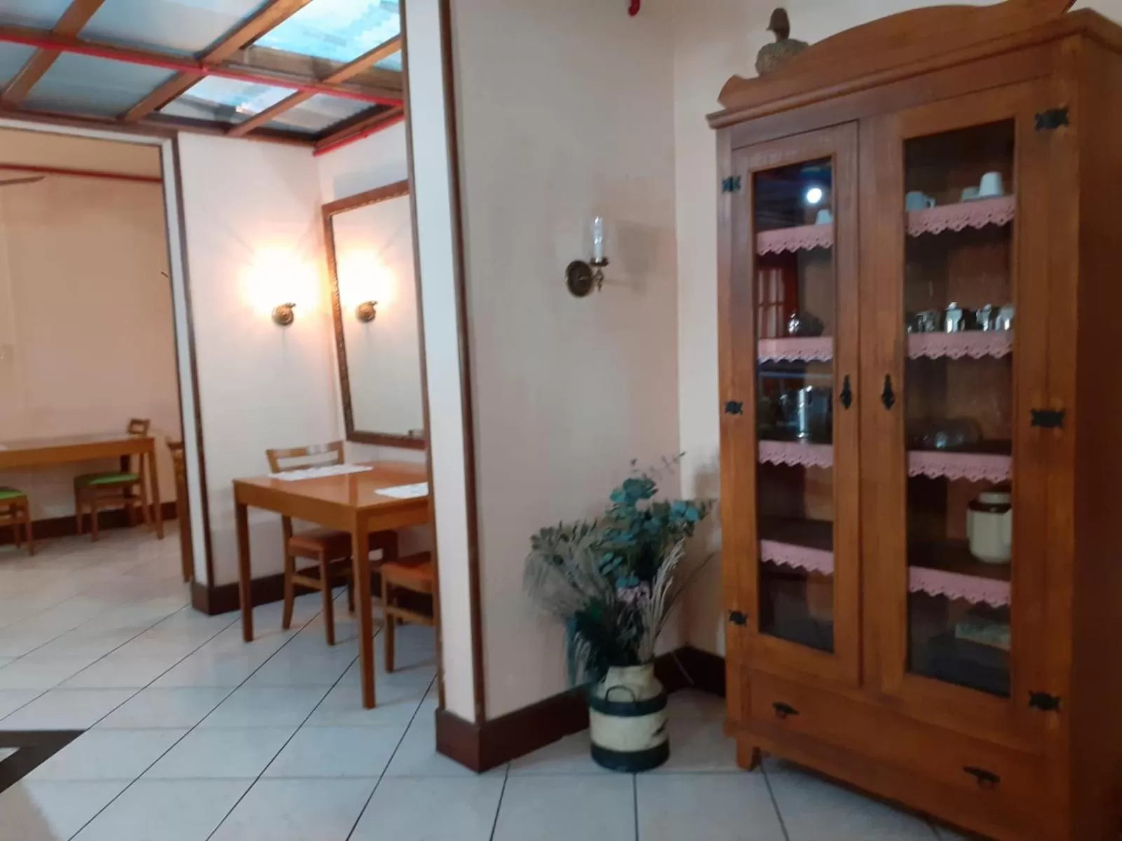 Kitchen or kitchenette in Taufik Hotel