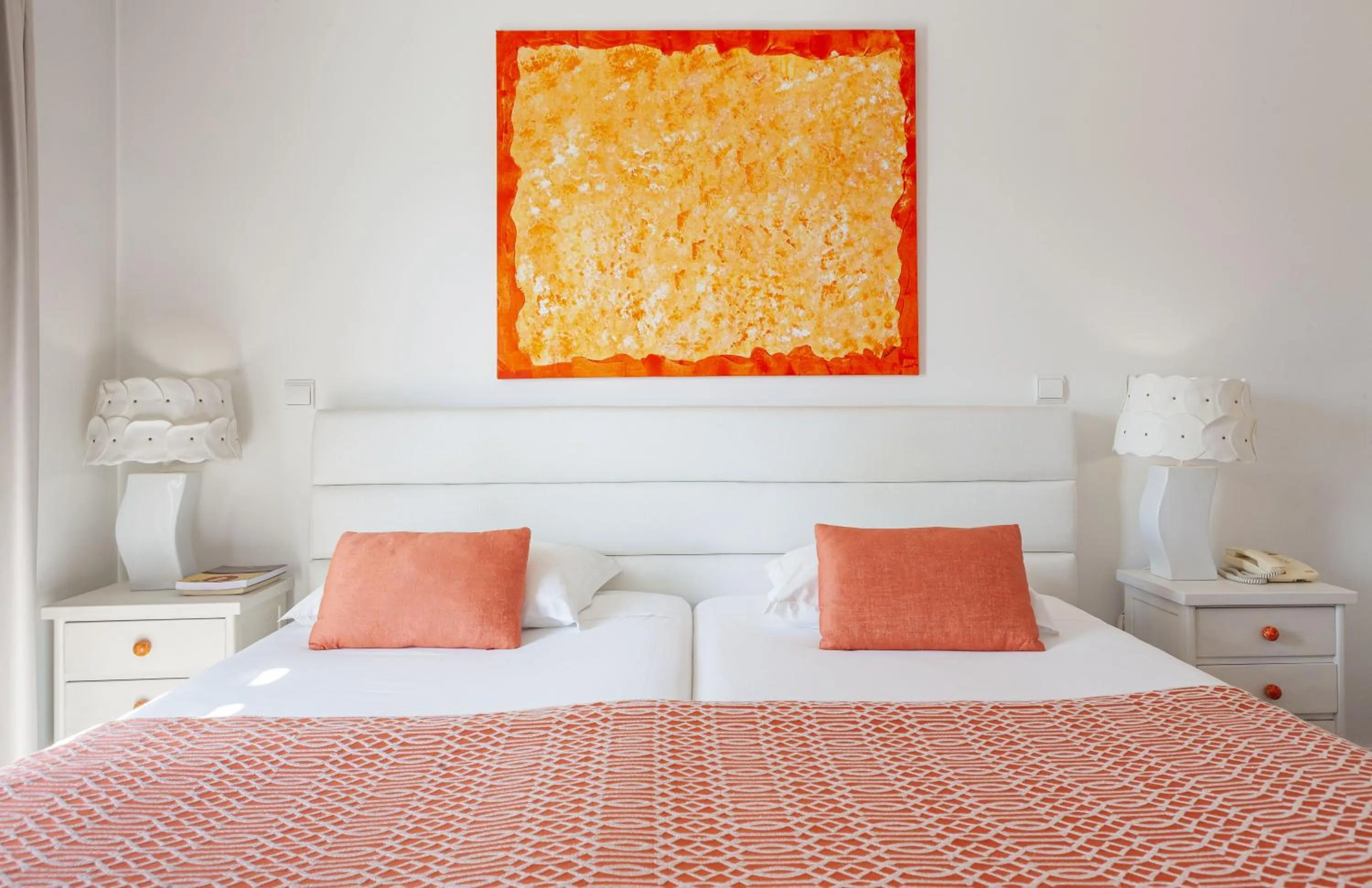 Bedroom, Bed in Boutique Hotel Casa do Outeiro - Arts & Crafts