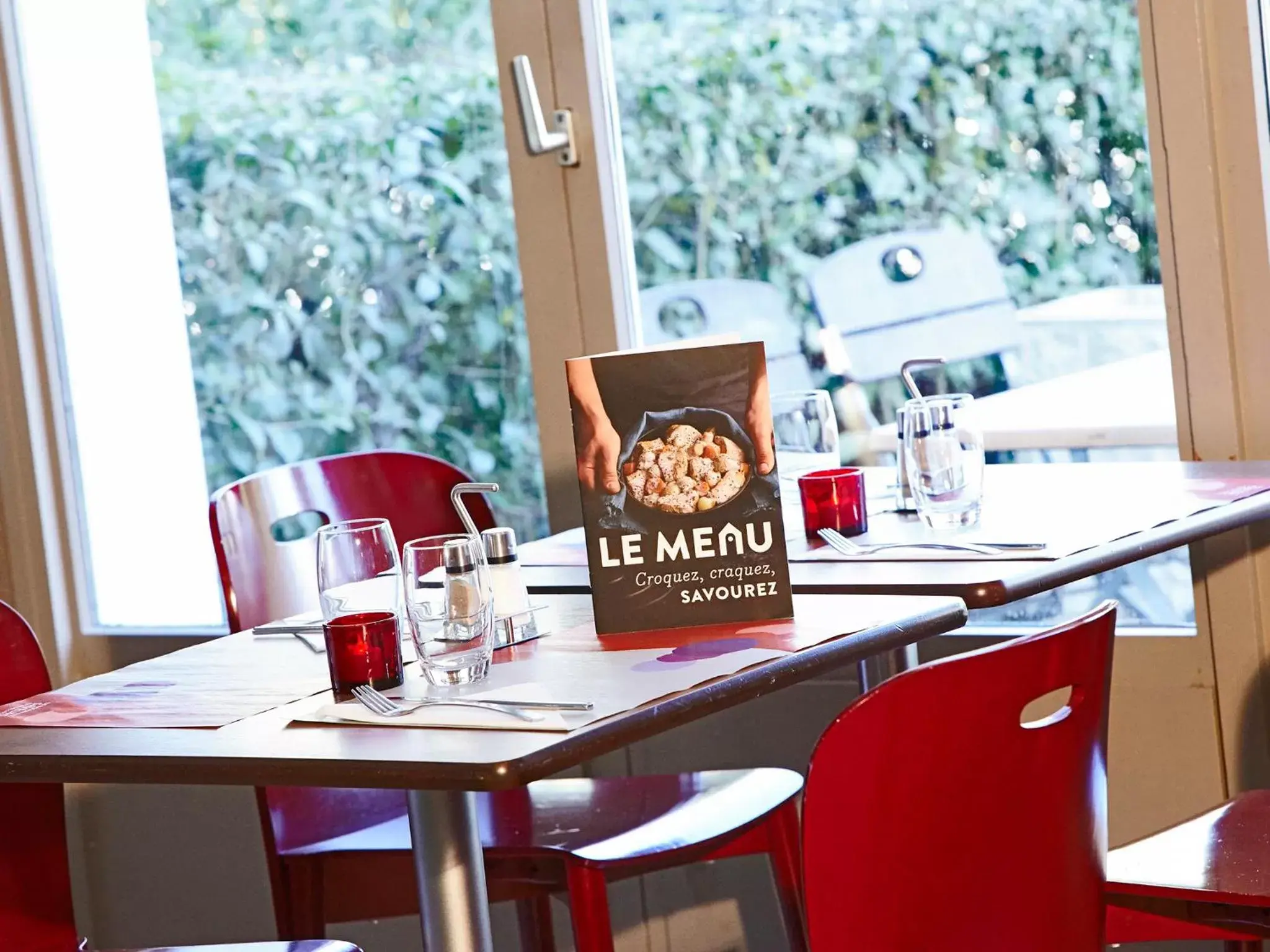 Restaurant/places to eat in Campanile Aix-En-Provence Est - Meyreuil