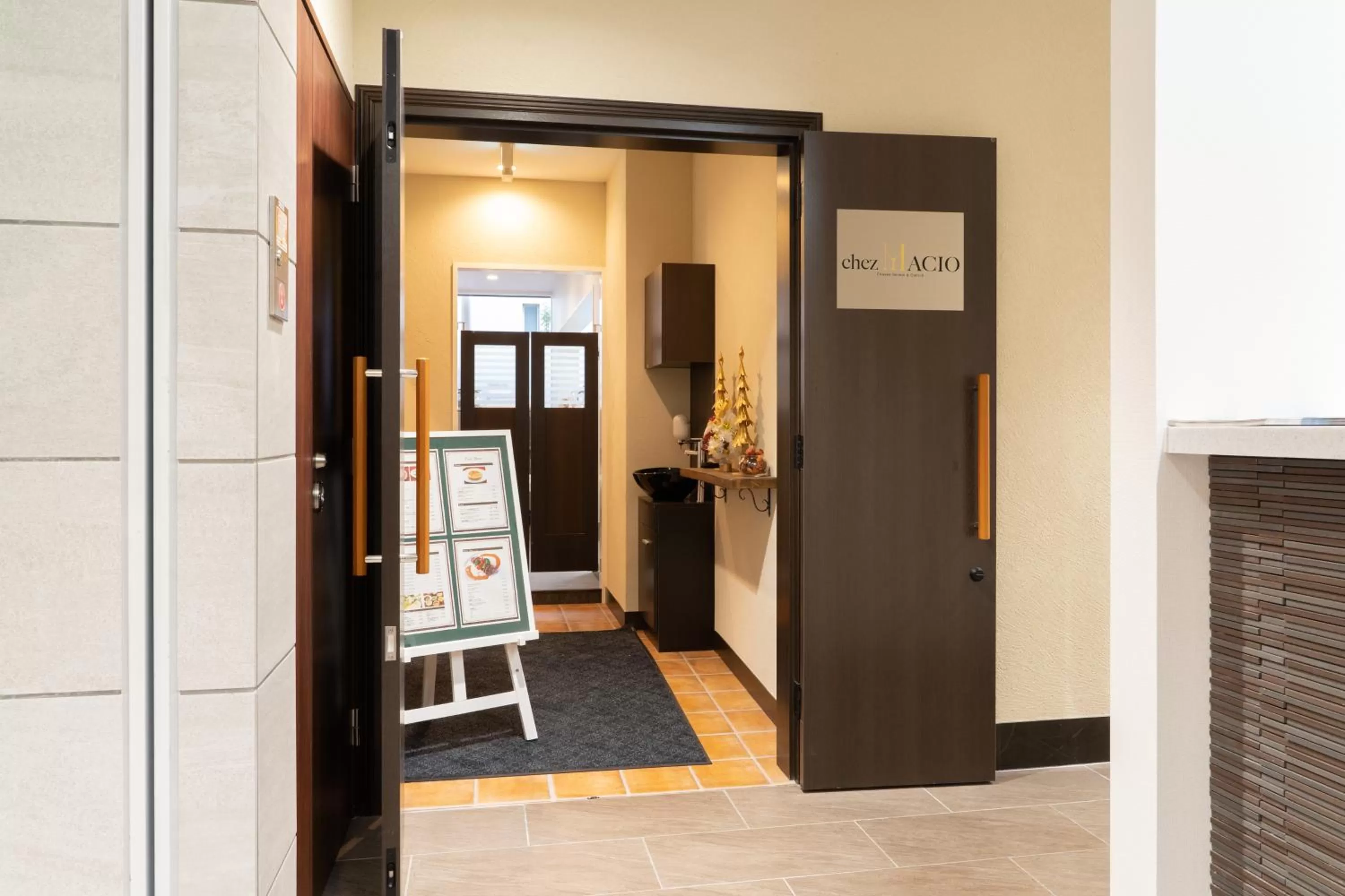 Pearl Hotel Shinjuku Akebonobashi