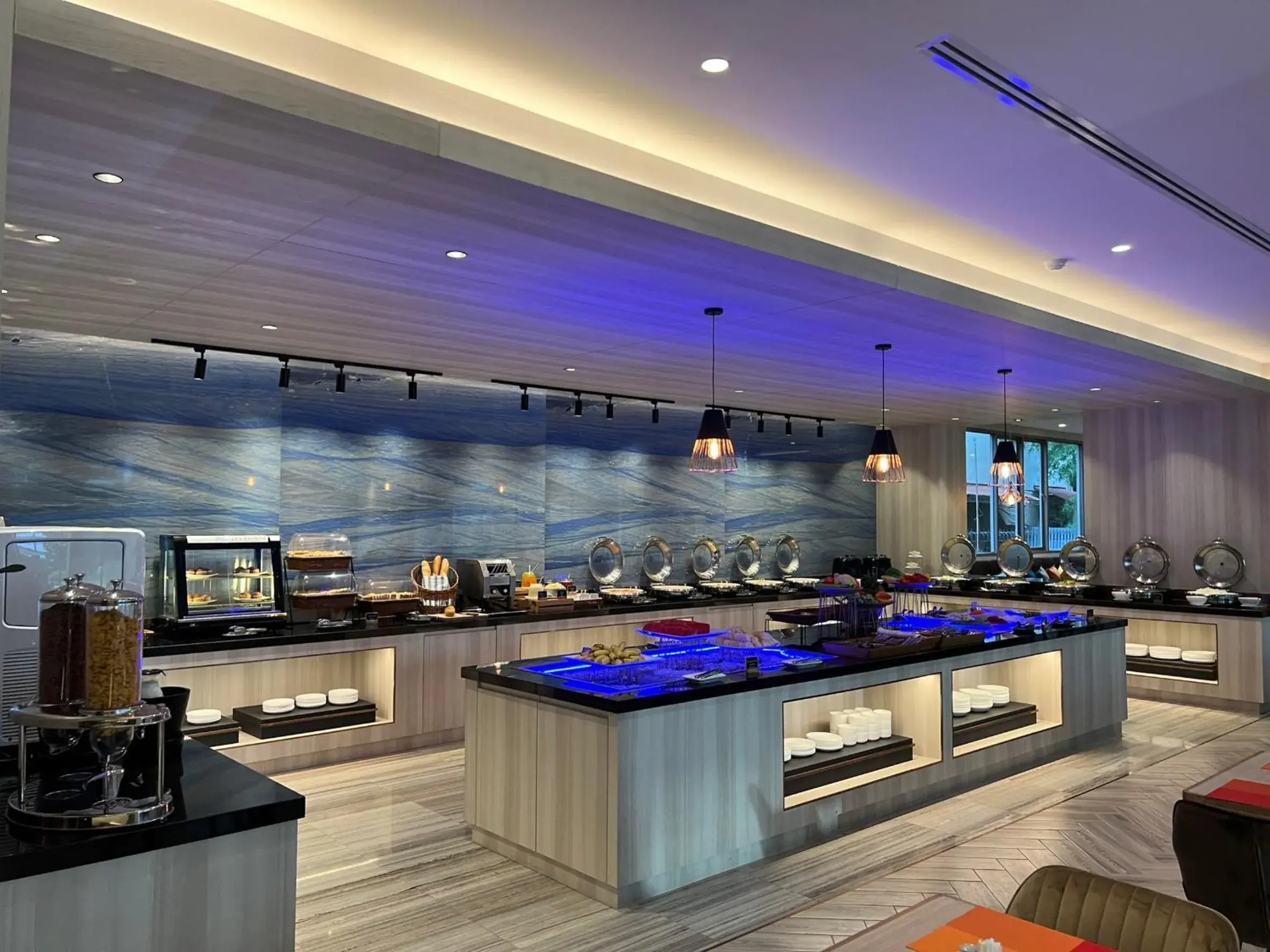 Food and drinks in Fifth Pattaya Jomtien By Shiwalai Int Food and drinks in Fifth Pattaya Jomtien By Shiwalai Int