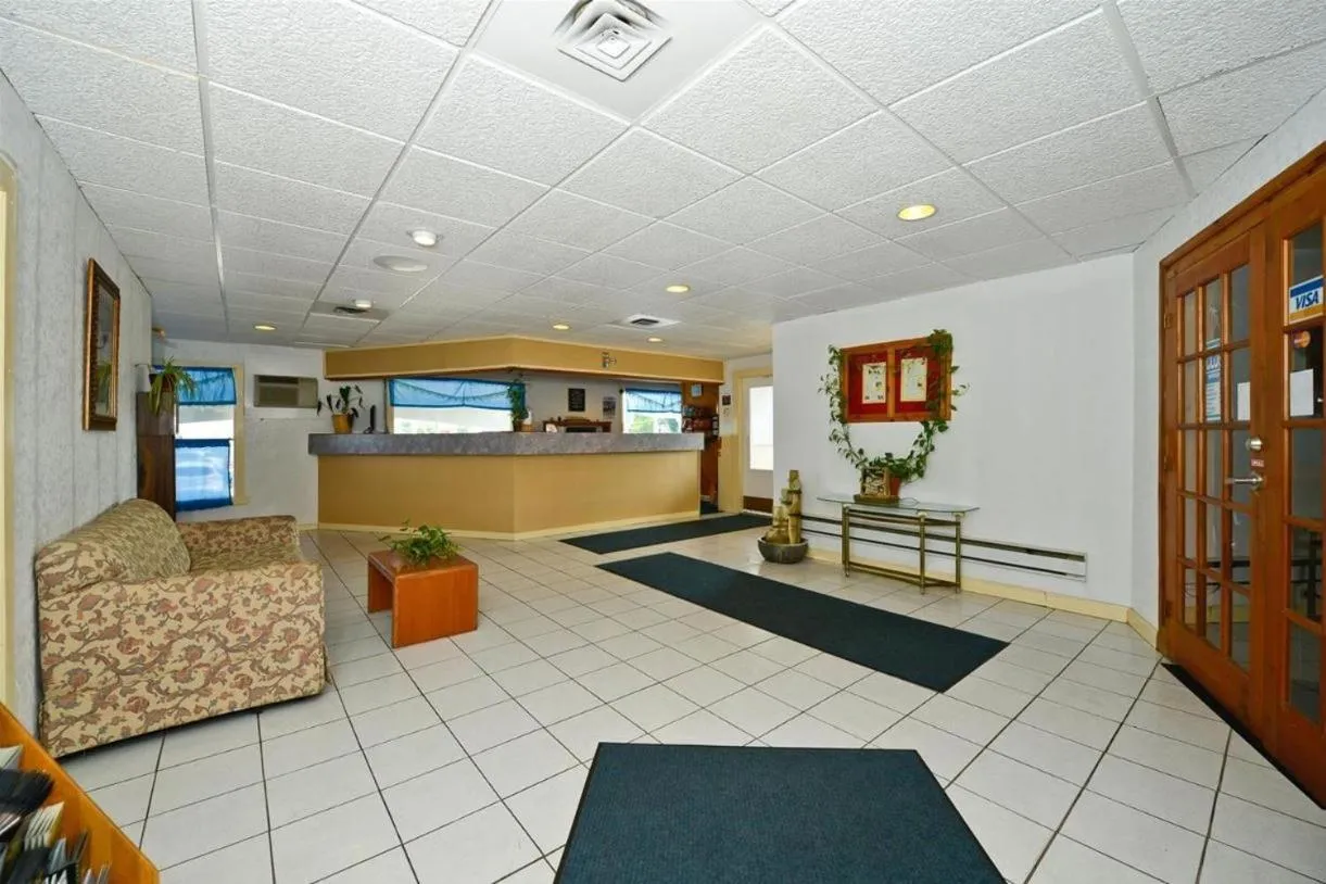 Lobby or reception in Travelers Inn