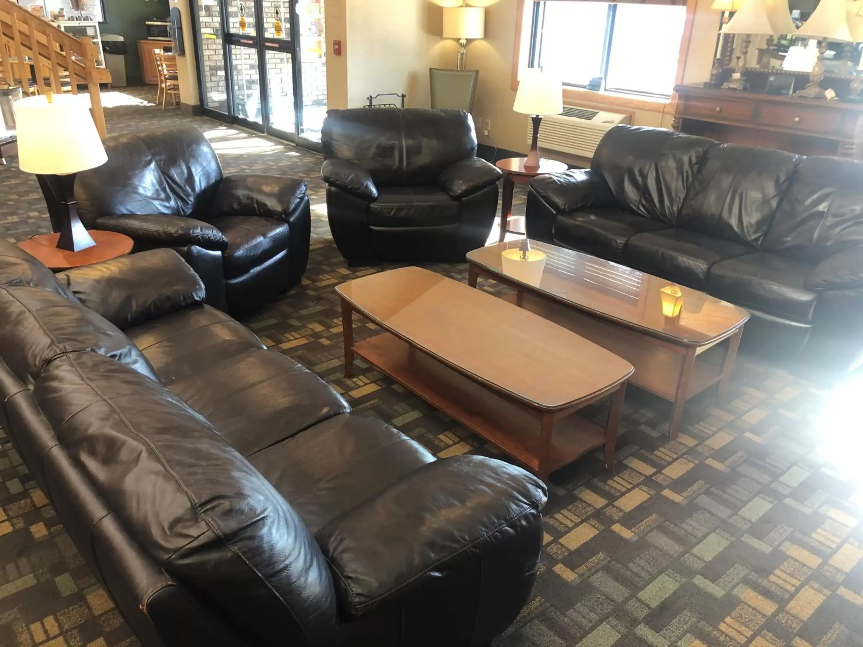 Lobby or reception, Seating Area in Cobblestone Hotel & Suites - Wisconsin Rapids