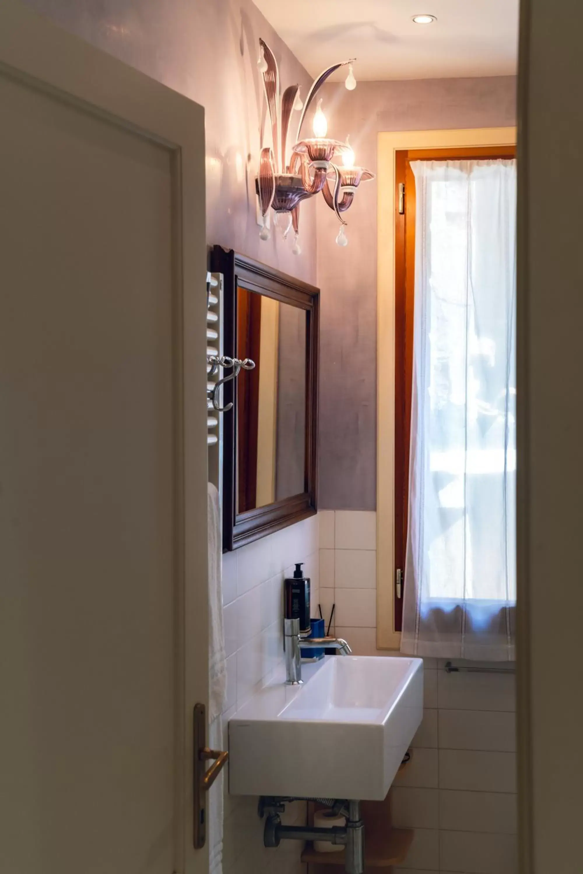 Bathroom in Palazzo San Luca