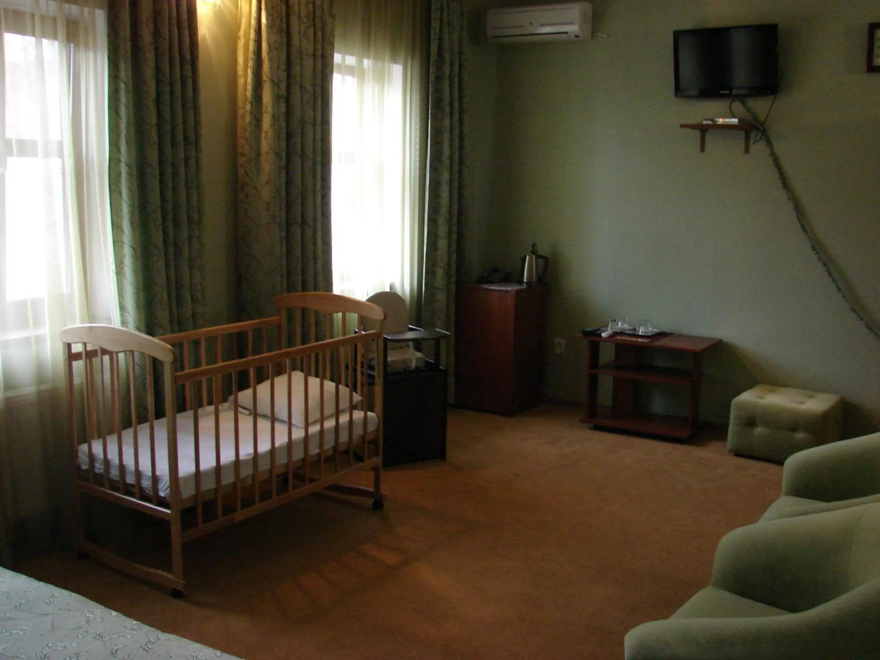 Photo of the whole room, Bed in Stara Vezha Hotel