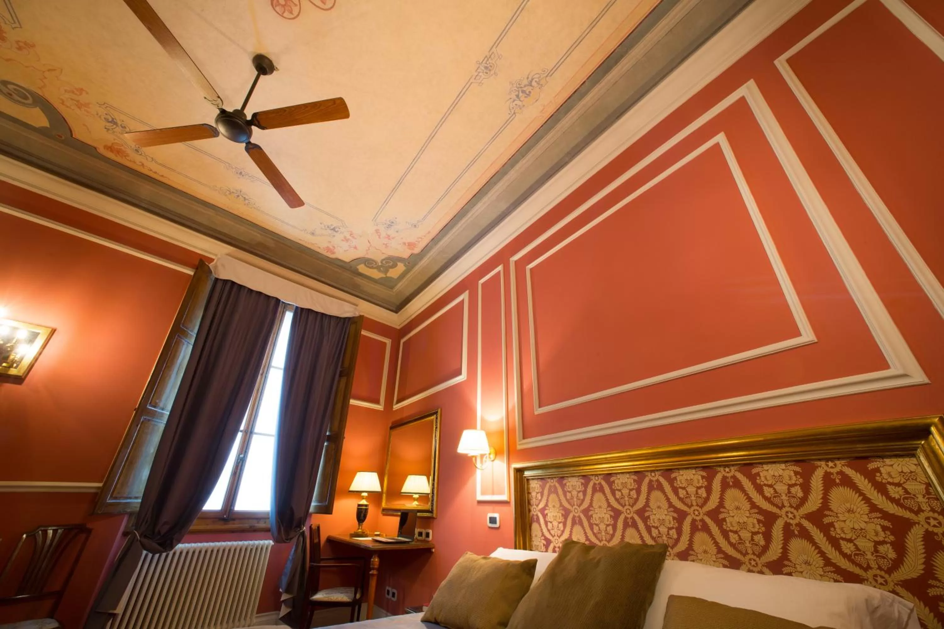 Photo of the whole room in Boutique B&B Torre de' Conti