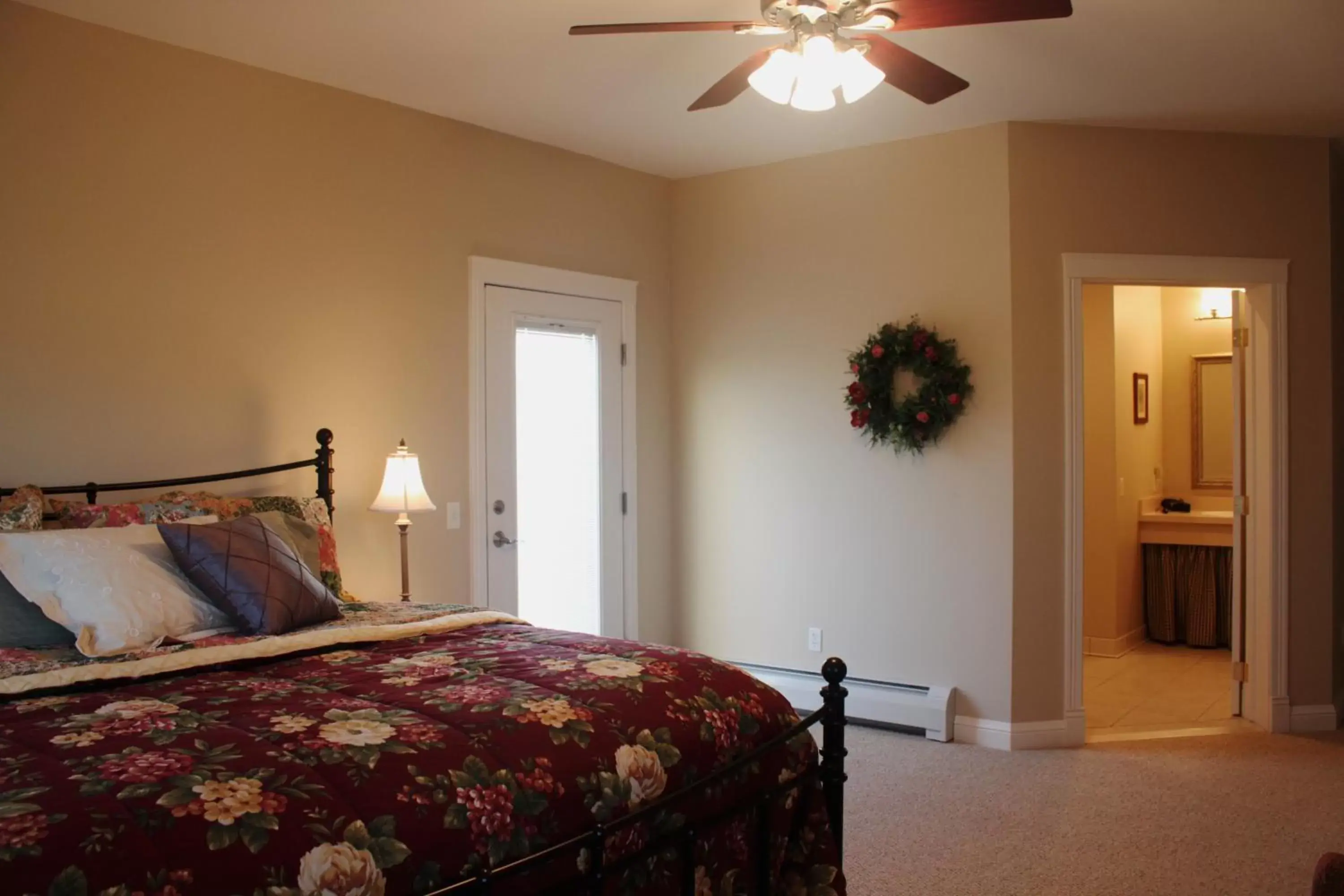 Suite with Mountain View in Lamp Post Lodge Suite with Mountain View in Lamp Post Lodge