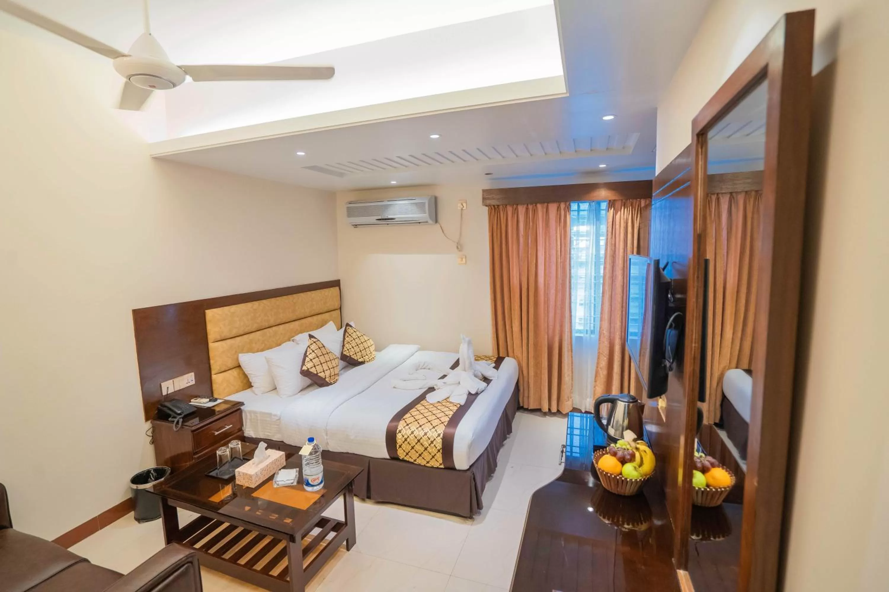 Bed in Central Inn Dhaka City Centre